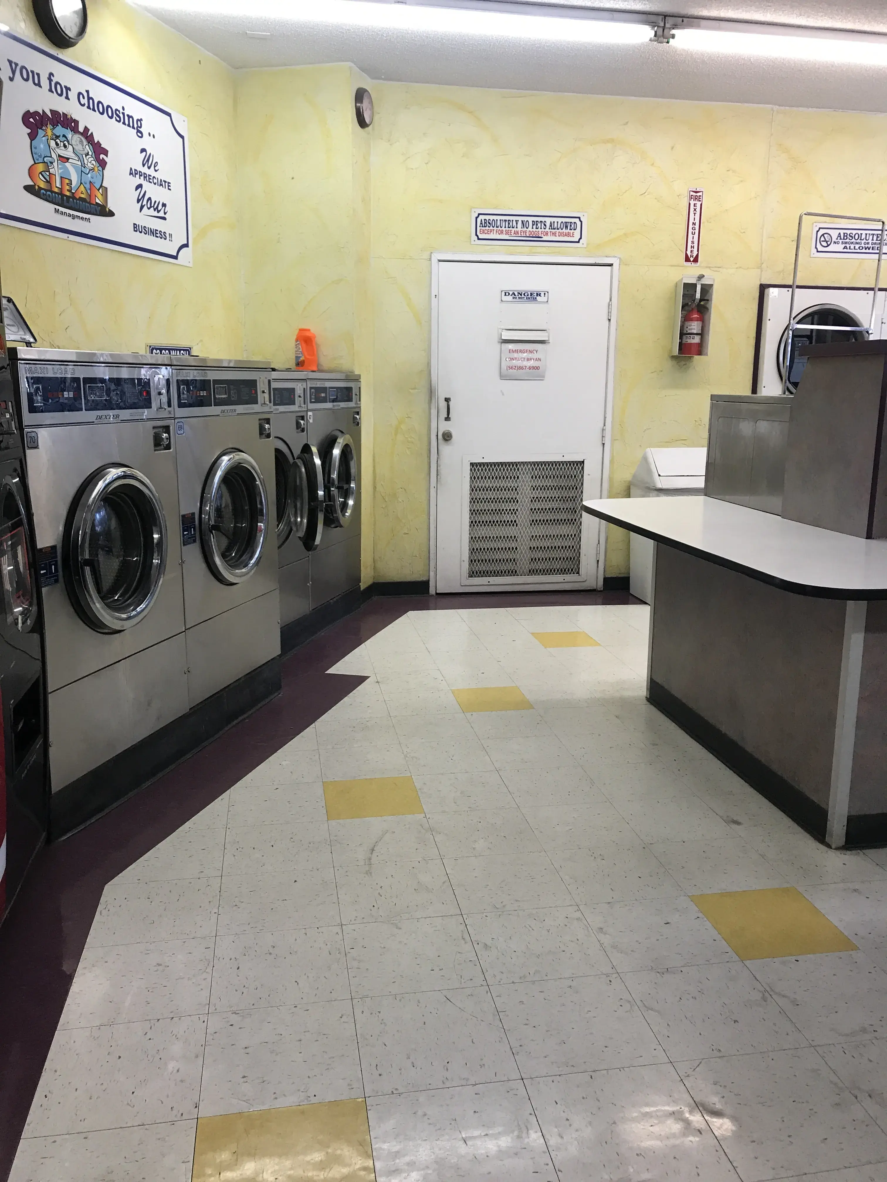 Sparkling Clean Coin Laundry - Image 8