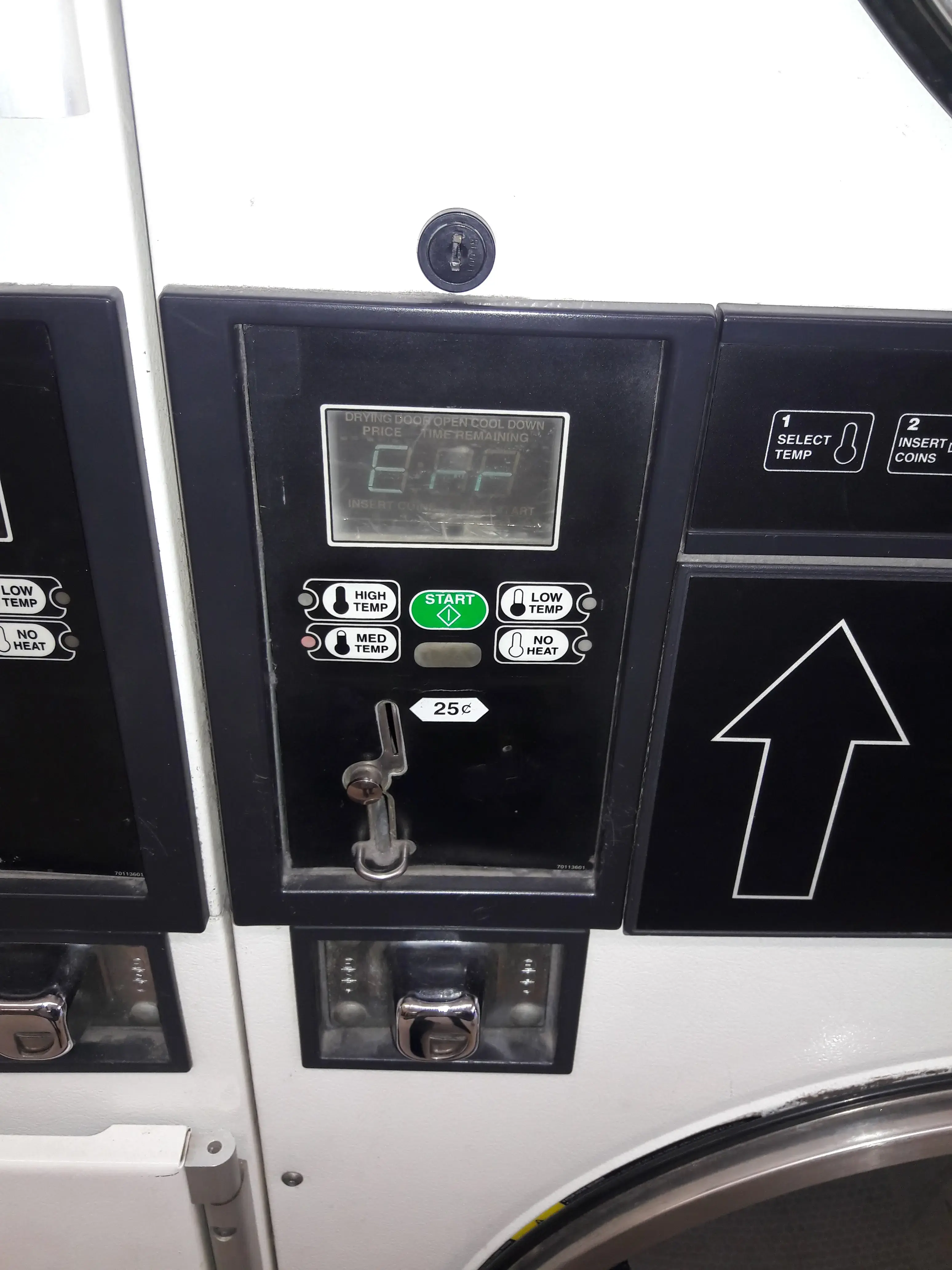 Sparkling Clean Coin Laundry thumbnail 3