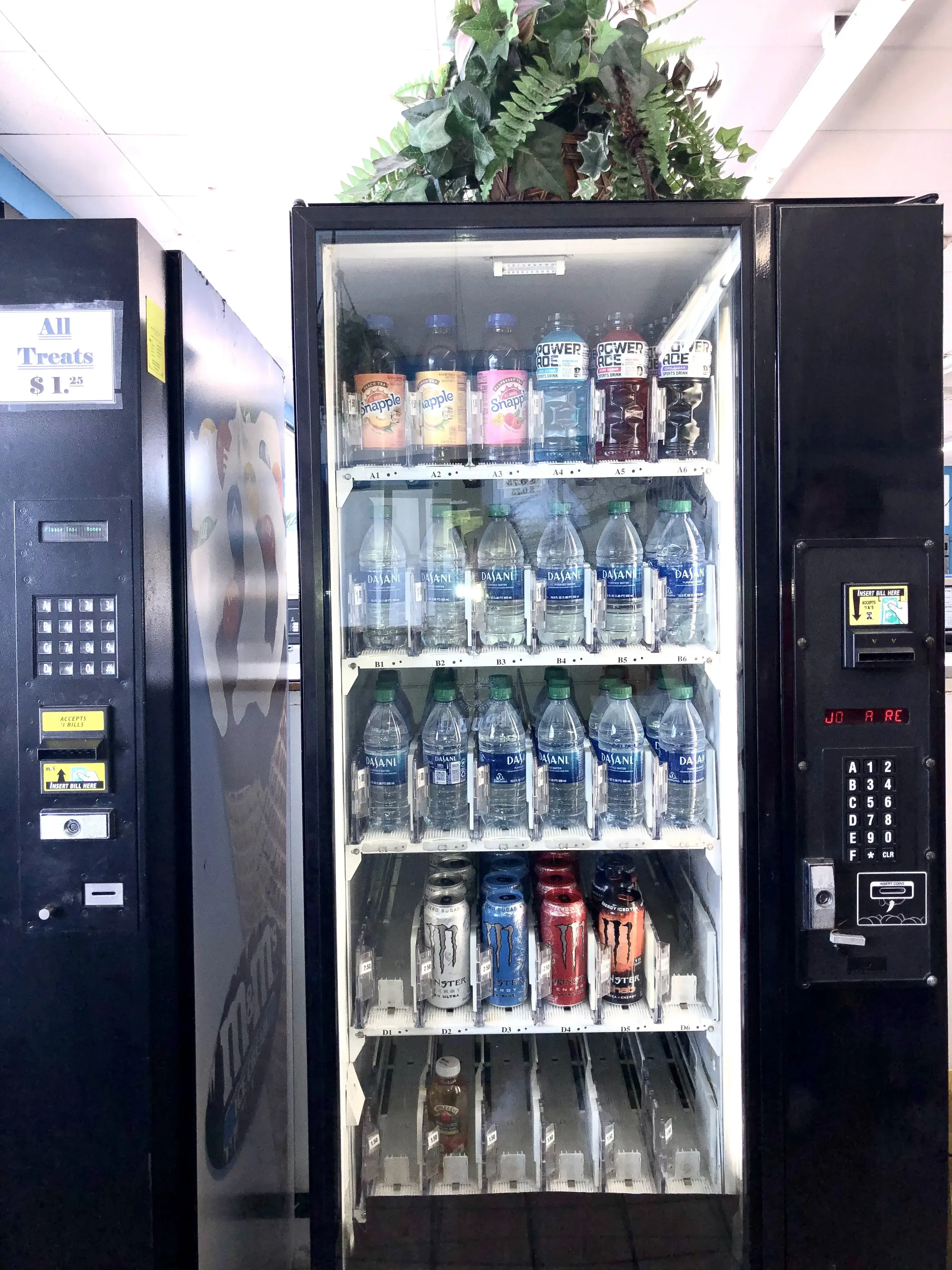 Sparkling Clean Coin Laundry - Image 10