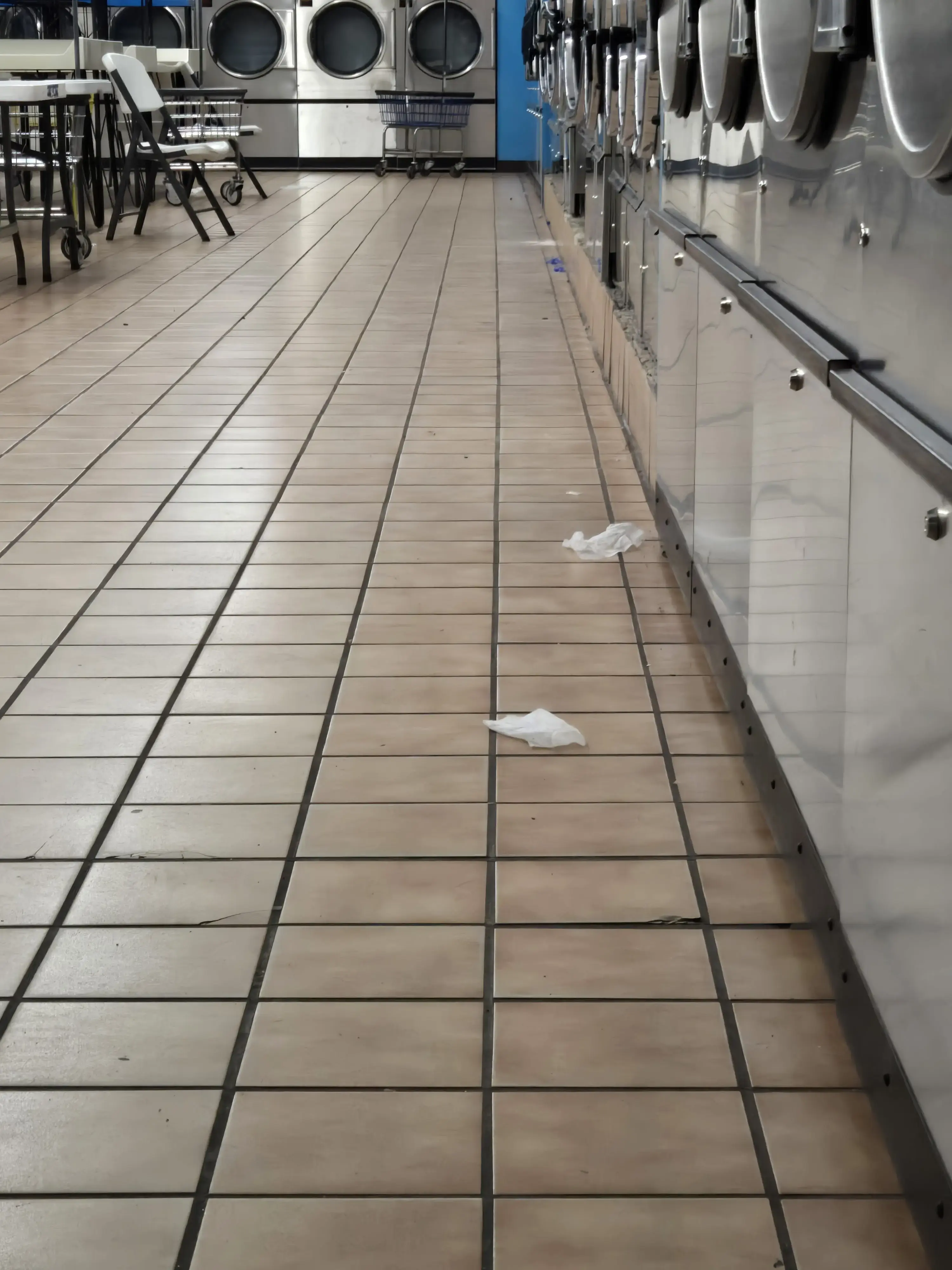 Sparkling Clean Coin Laundry thumbnail 16