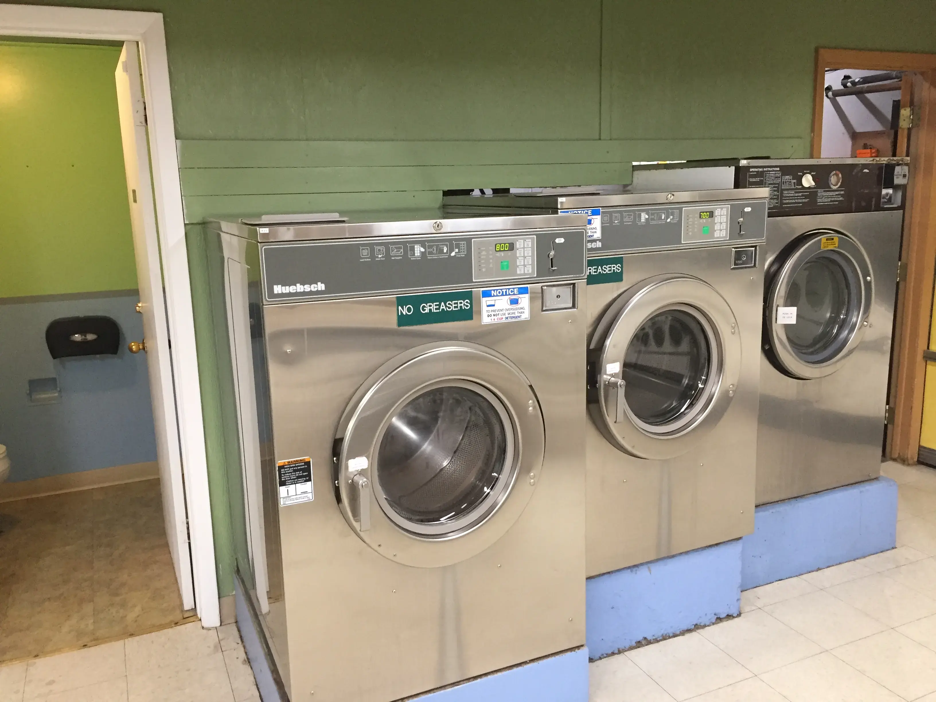 Spearfish Laundry & Dry Cleaning thumbnail 4
