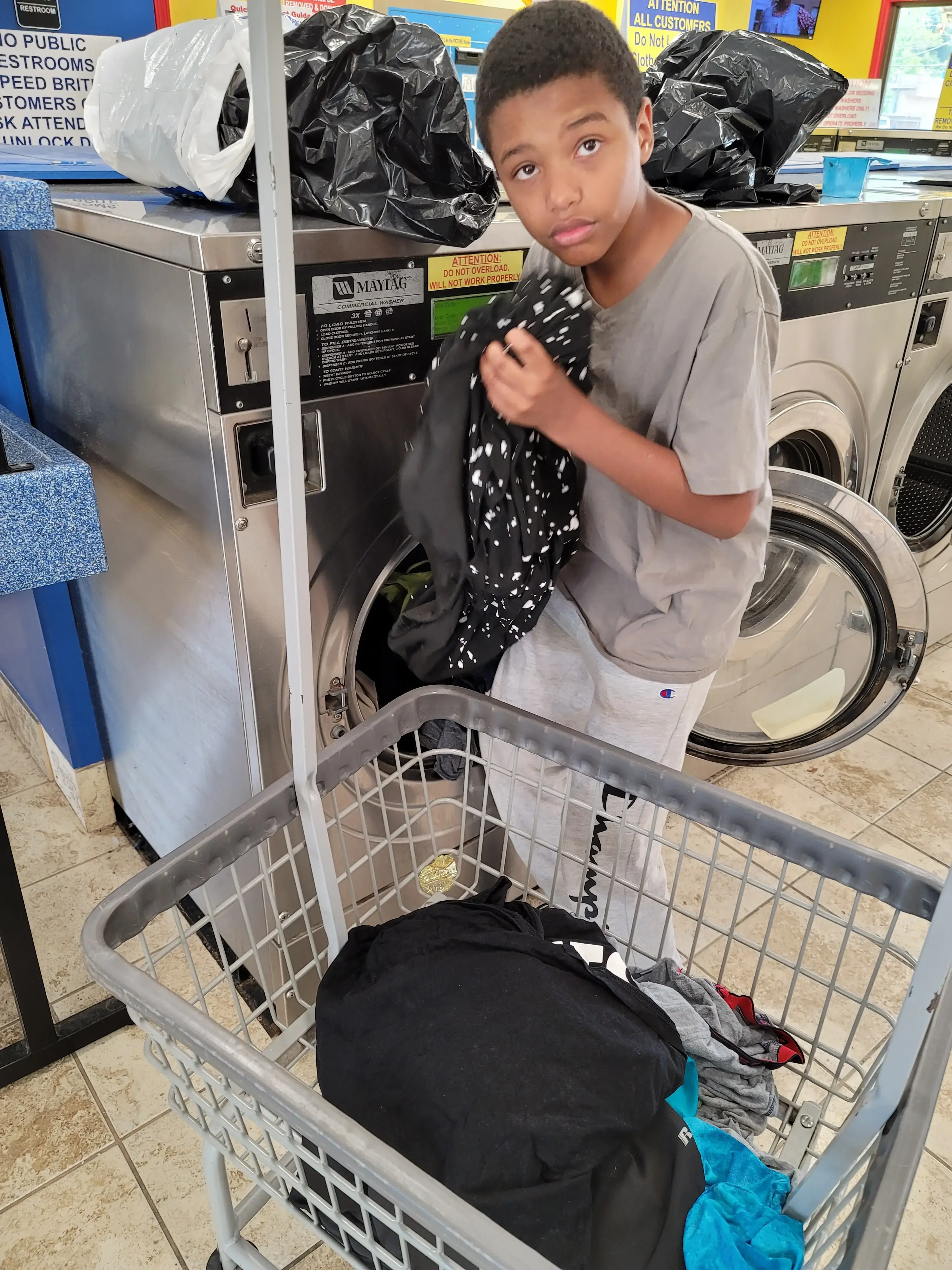 Speed Brite Supercenter Laundromat thumbnail 1