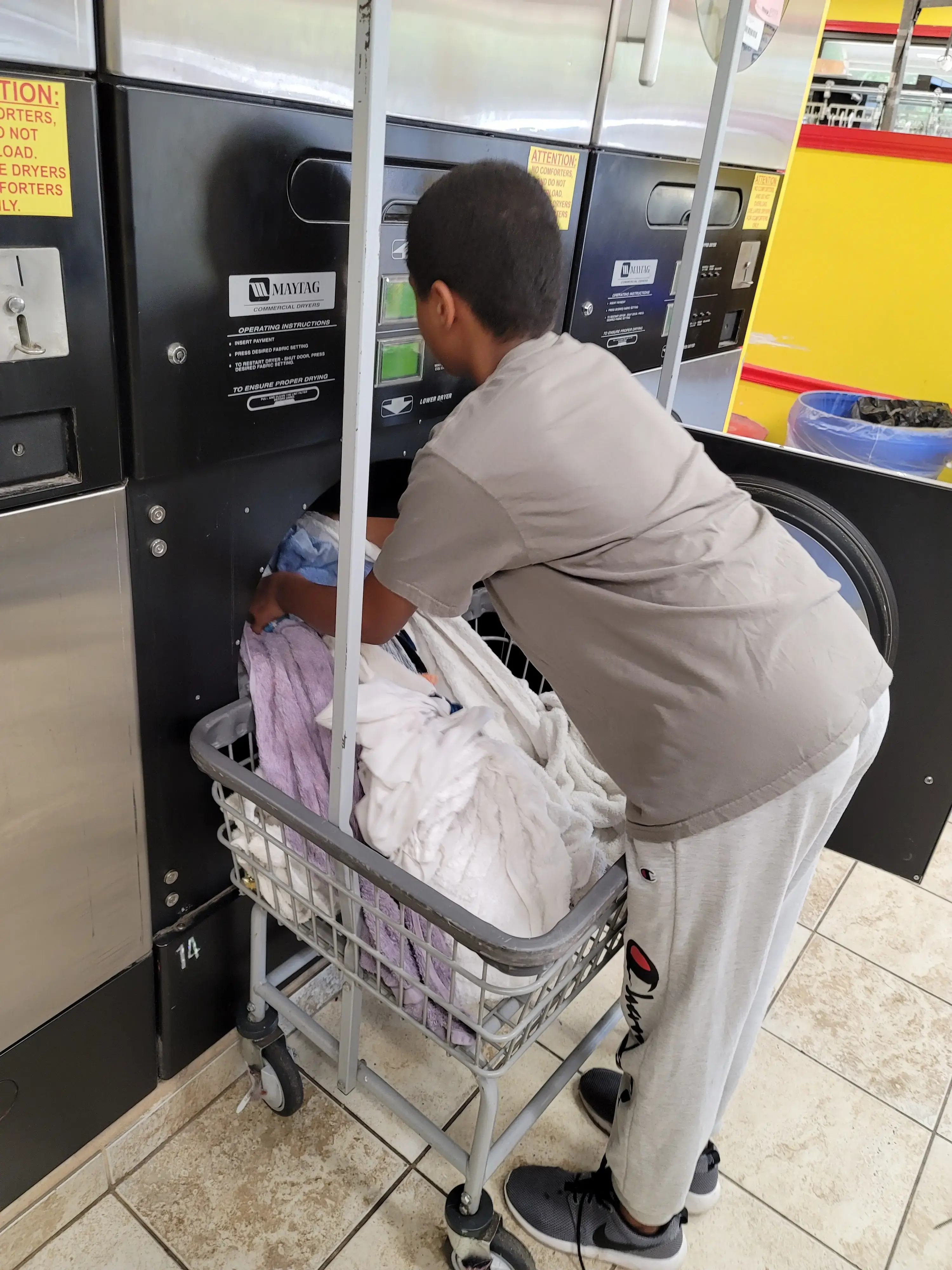 Speed Brite Supercenter Laundromat - Image 3