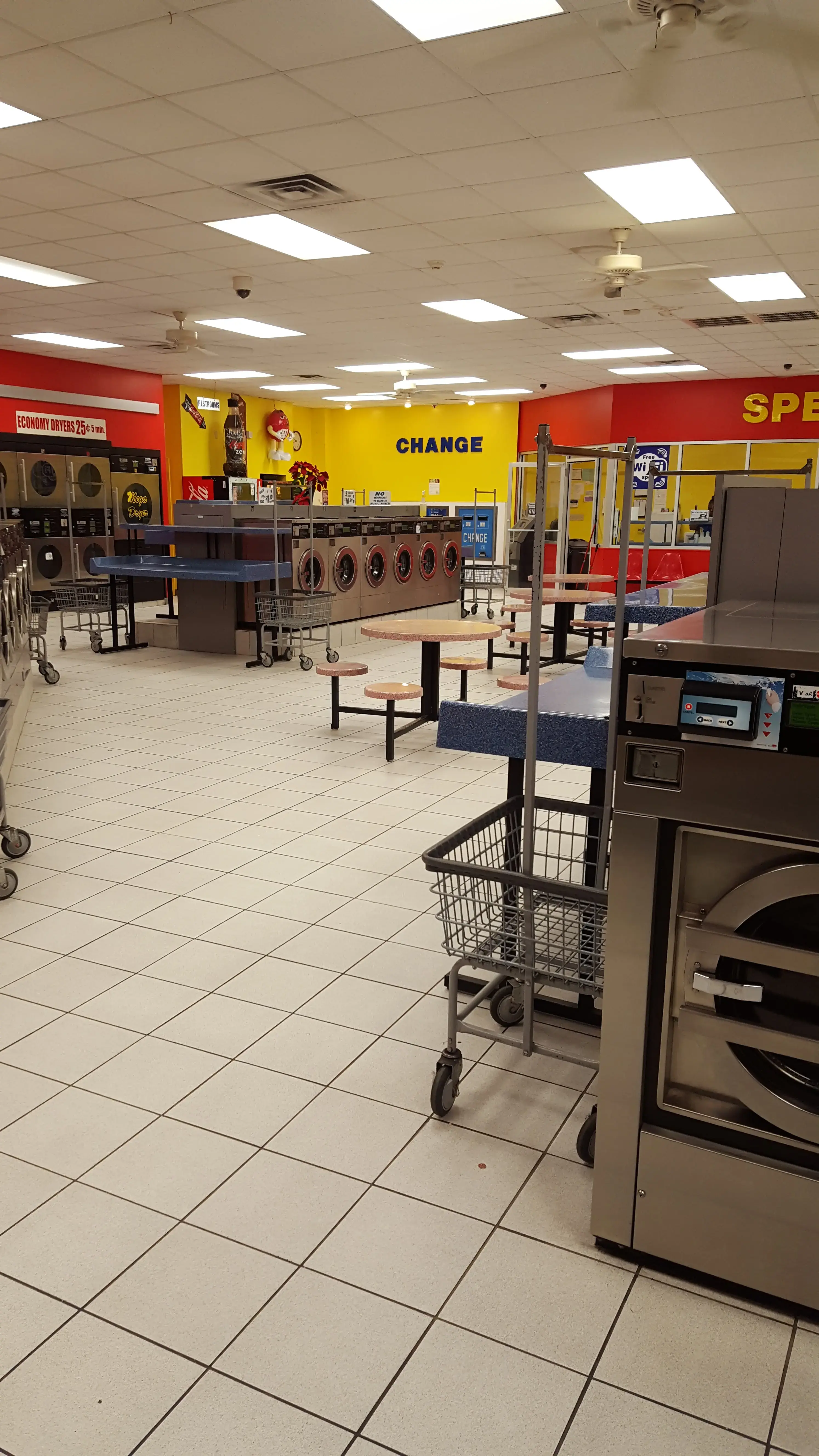 Speed Brite Supercenter Laundromat thumbnail 12