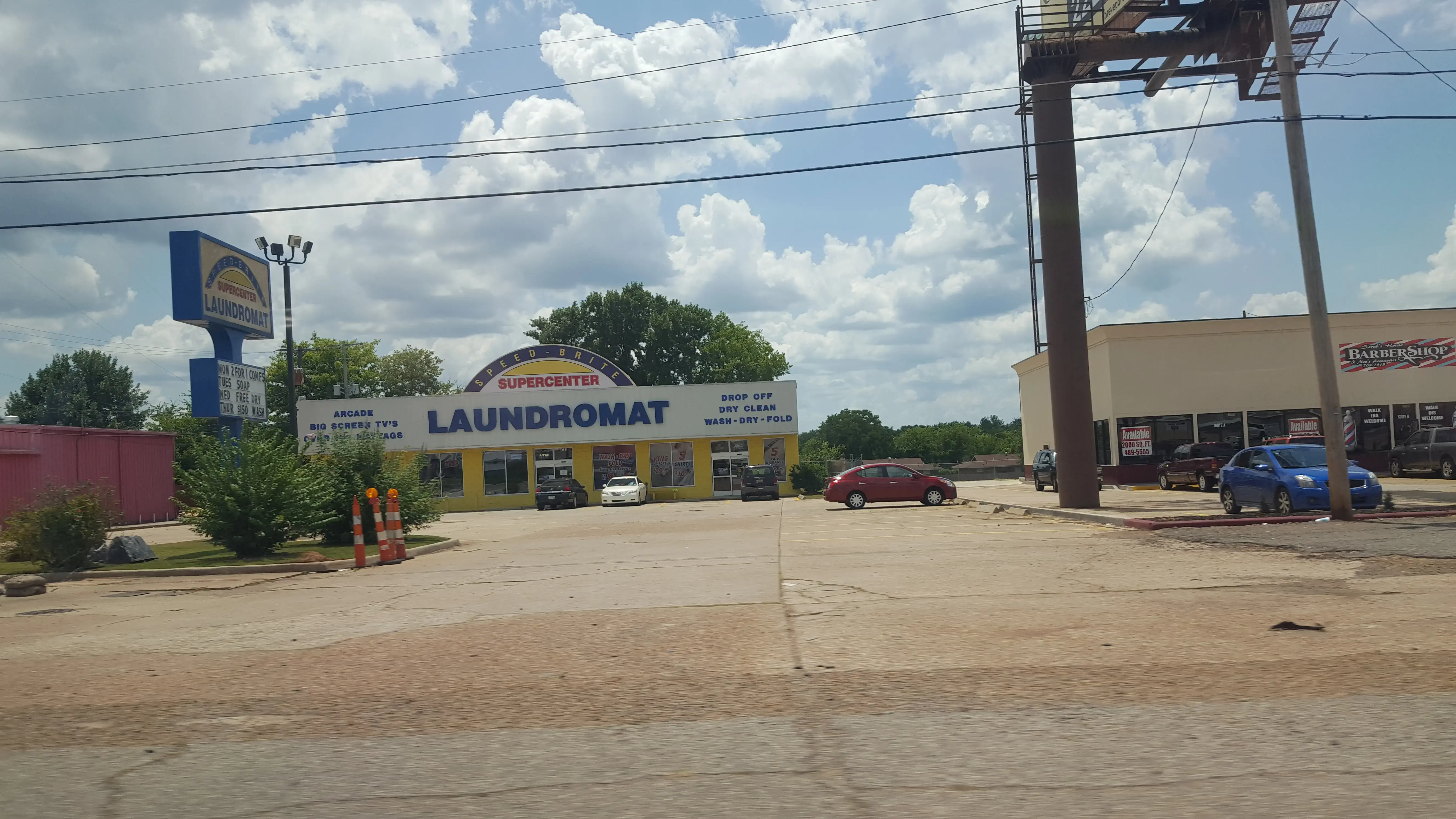 Speed Brite Supercenter Laundromat thumbnail 13