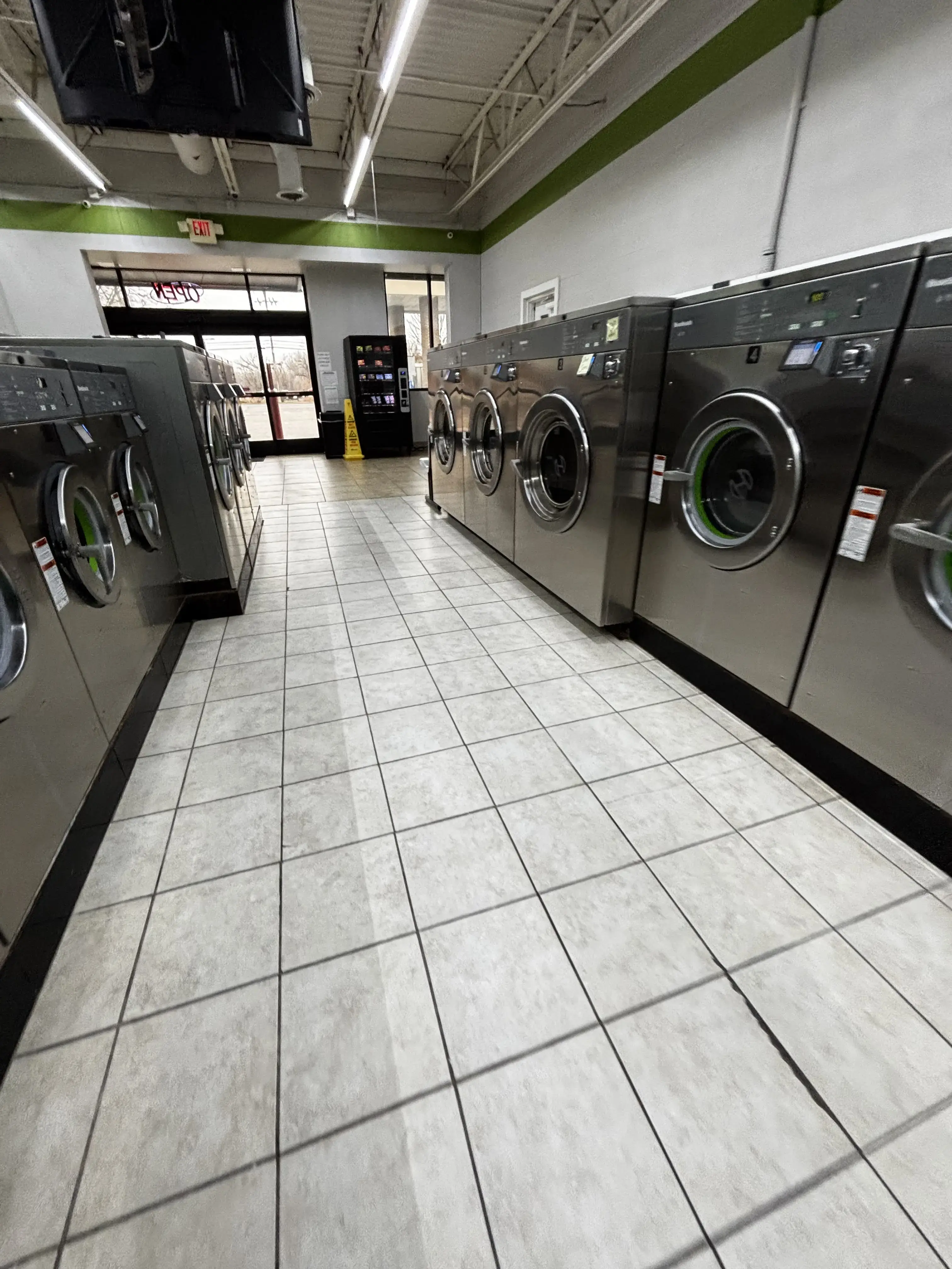 Speed Coin Laundry - Image 4