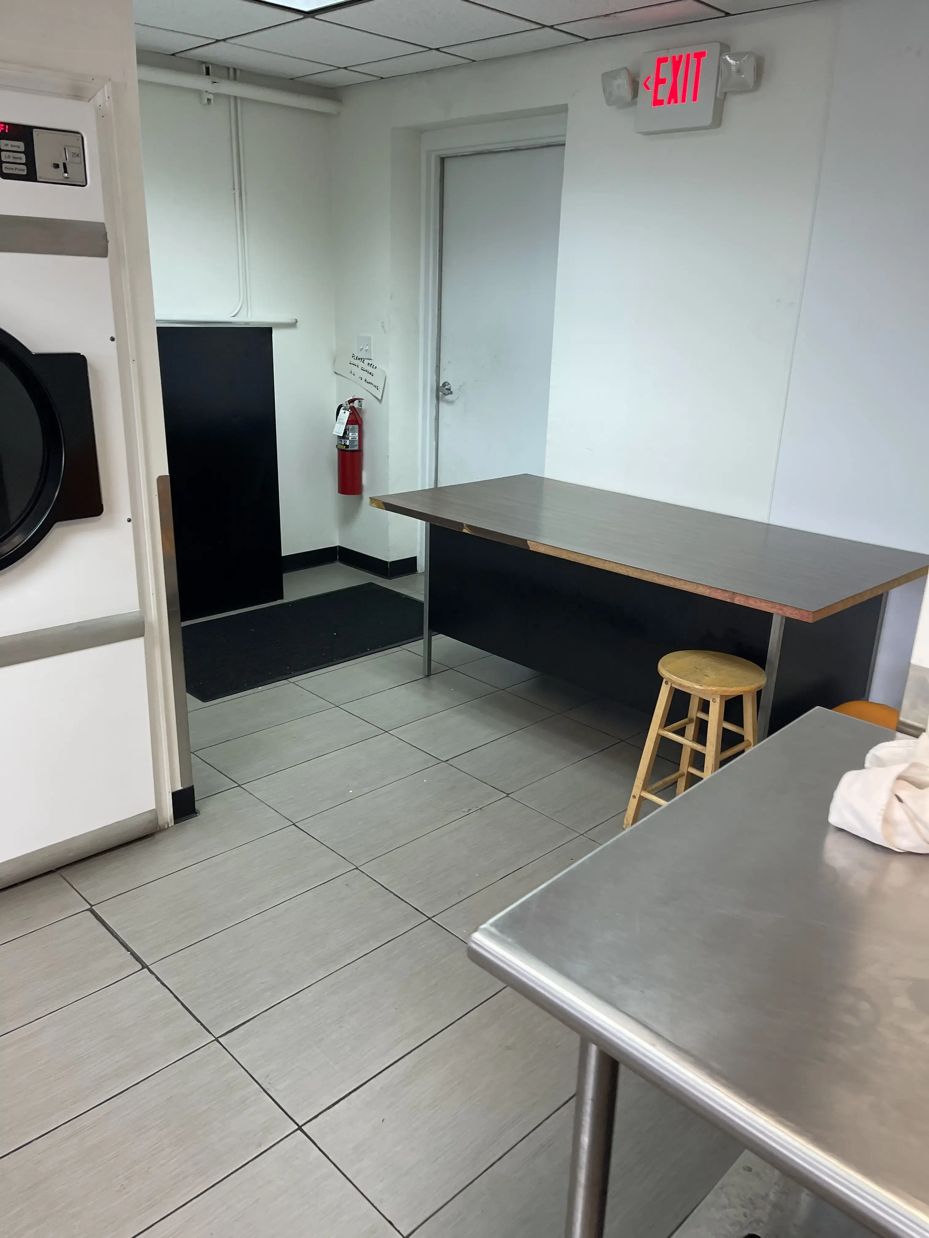 Speed Coin Laundry - Image 11