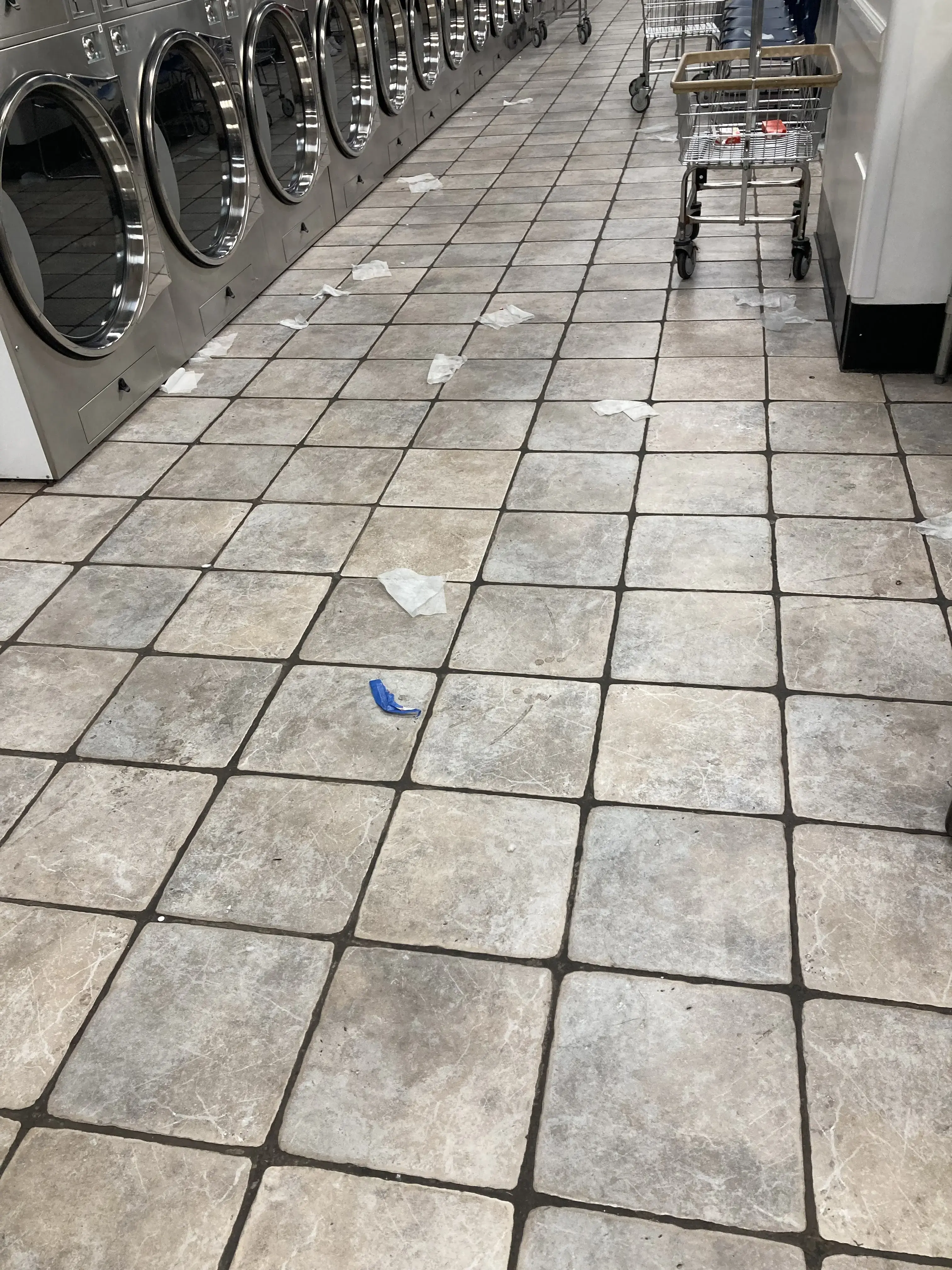 Speed Kleen Laundromat thumbnail 14