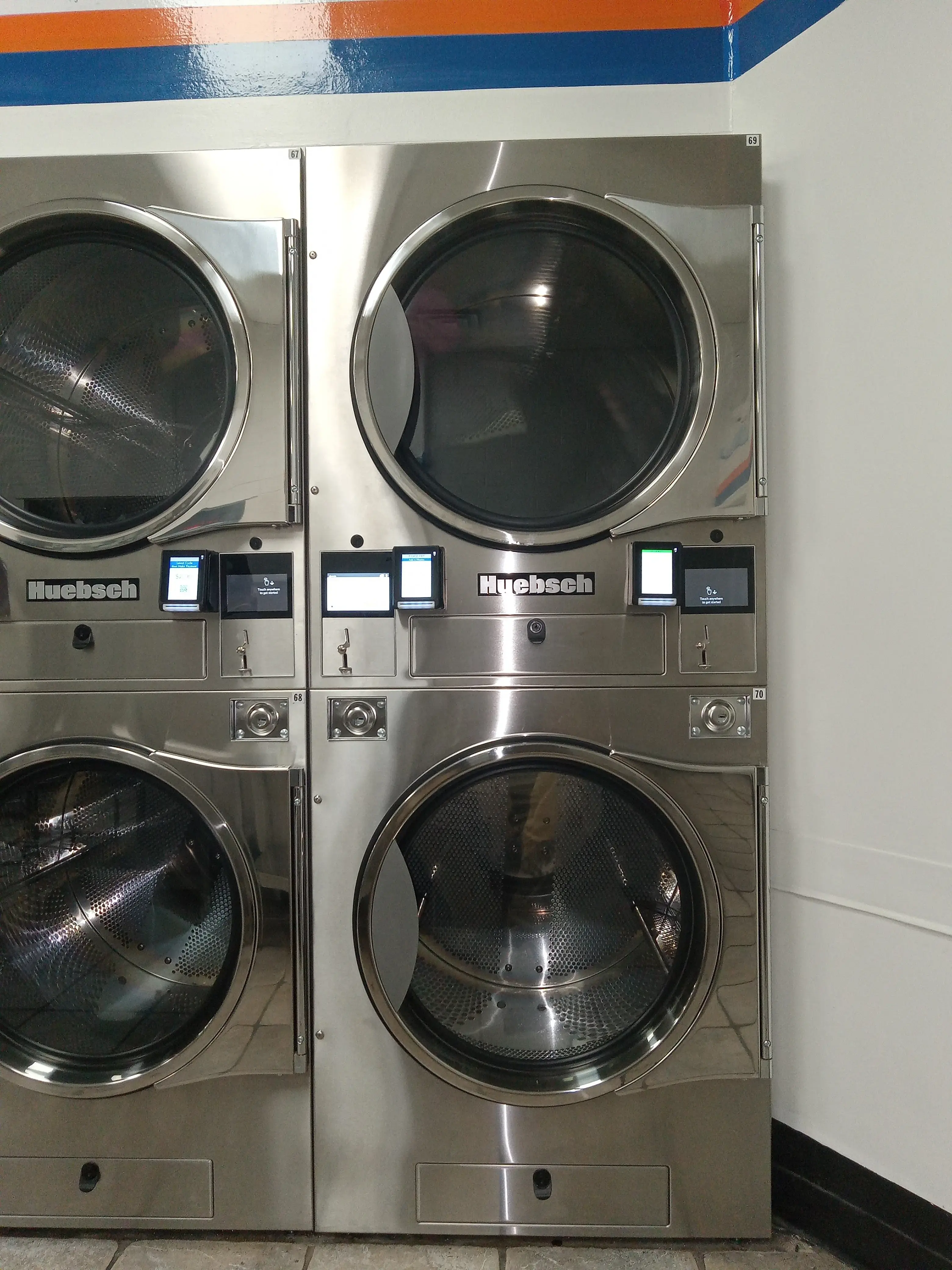 Speed Kleen Laundromat - Image 10