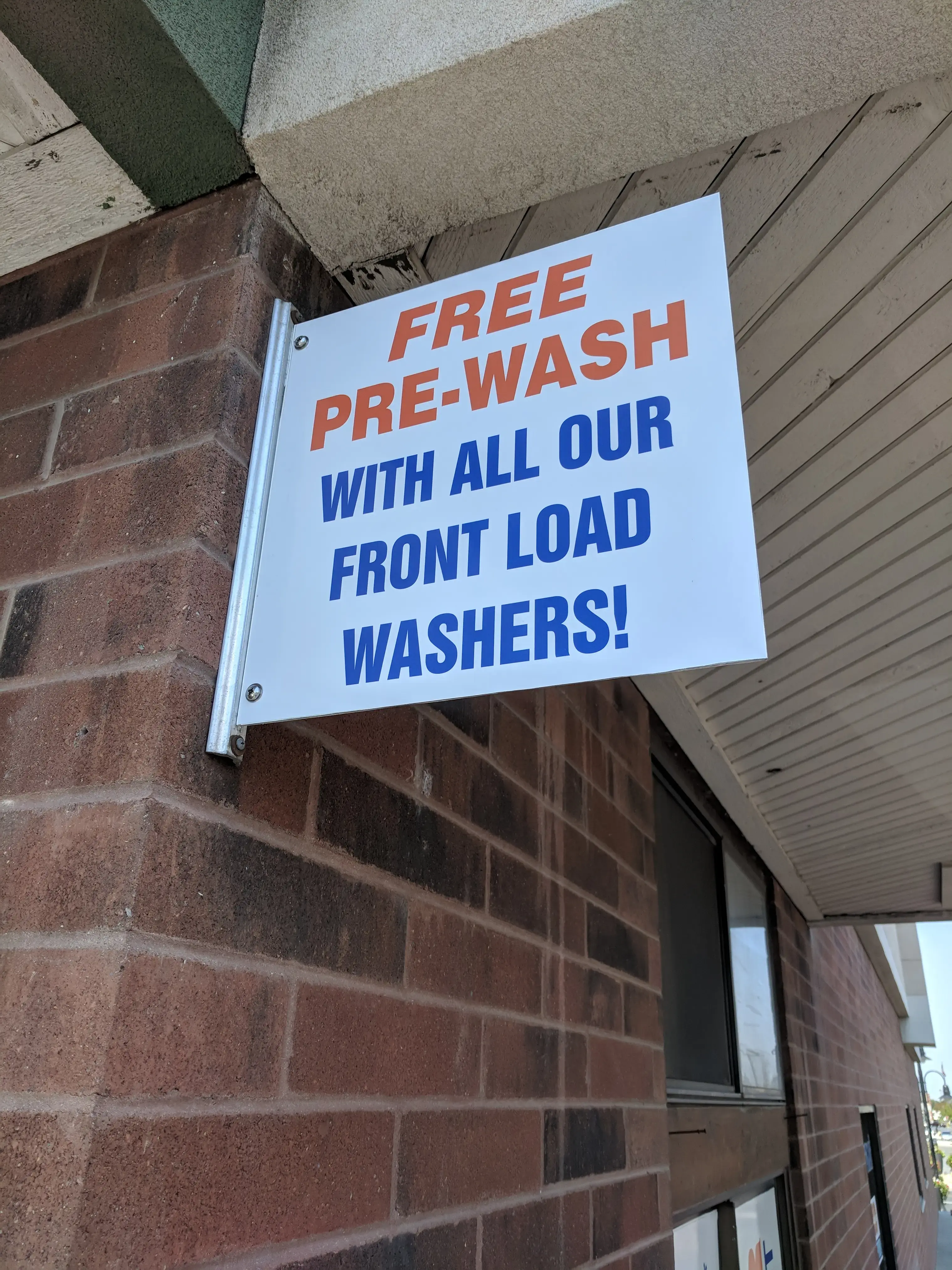 Speed Kleen Laundromat - Image 12