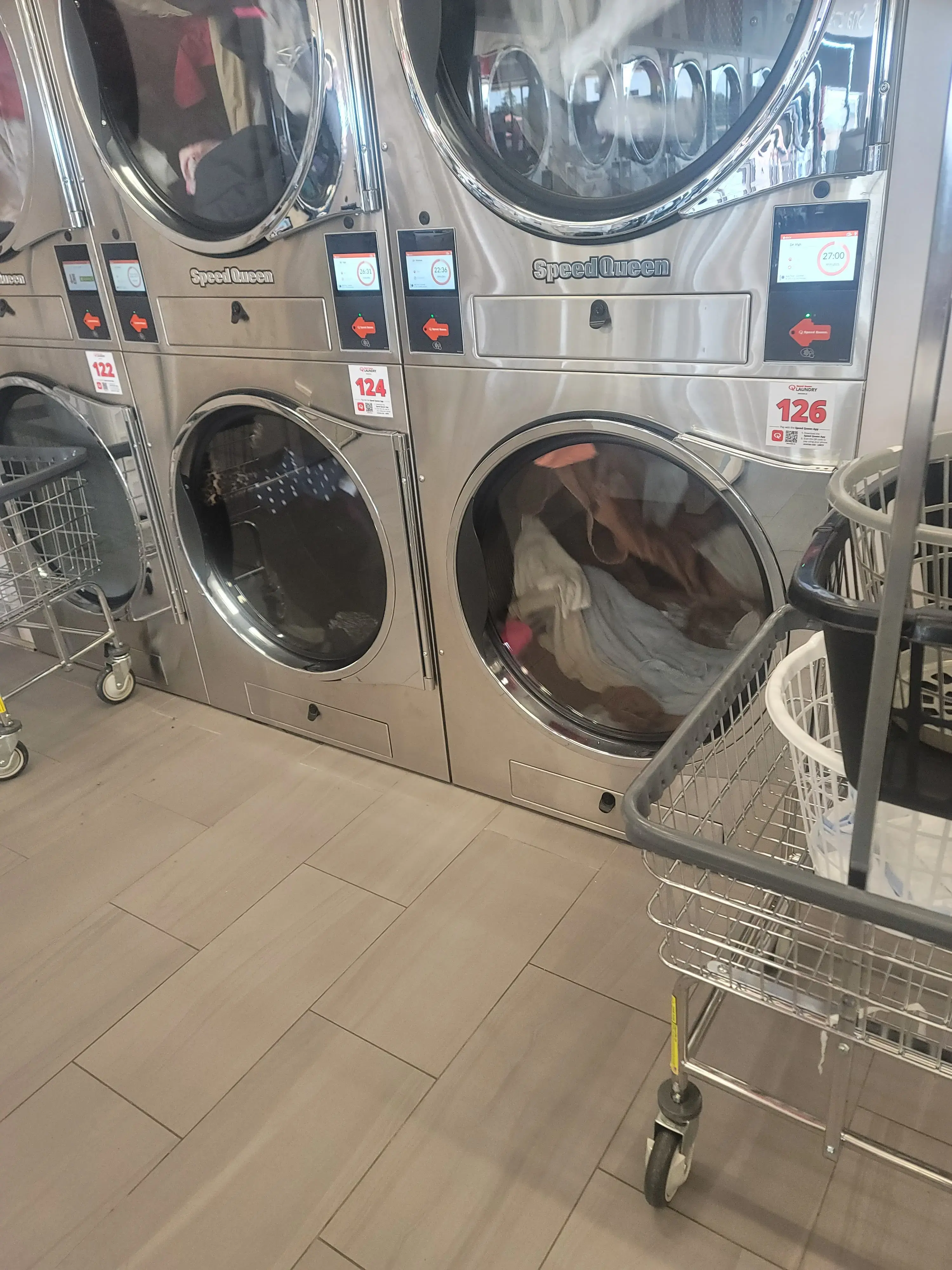 Speed Queen Laundry - Image 11