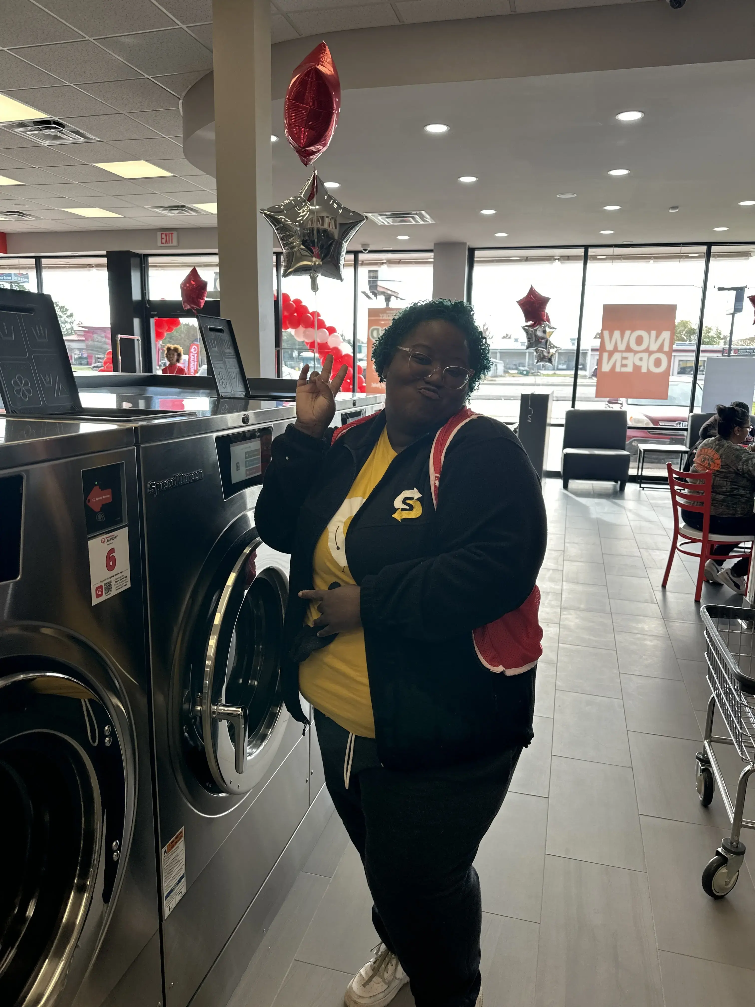 Speed Queen Laundry - Image 7