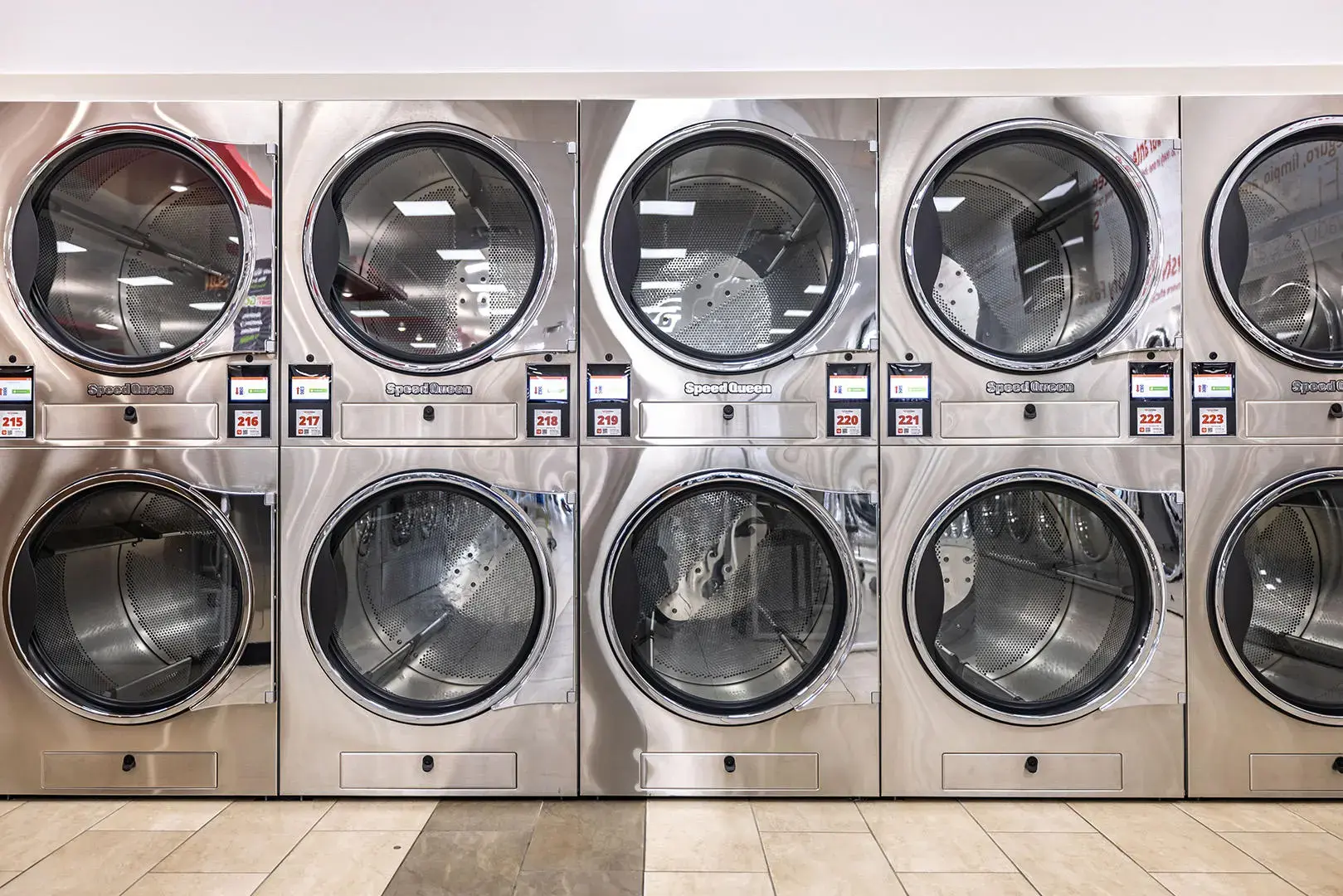 Speed Queen Laundry - Image 17