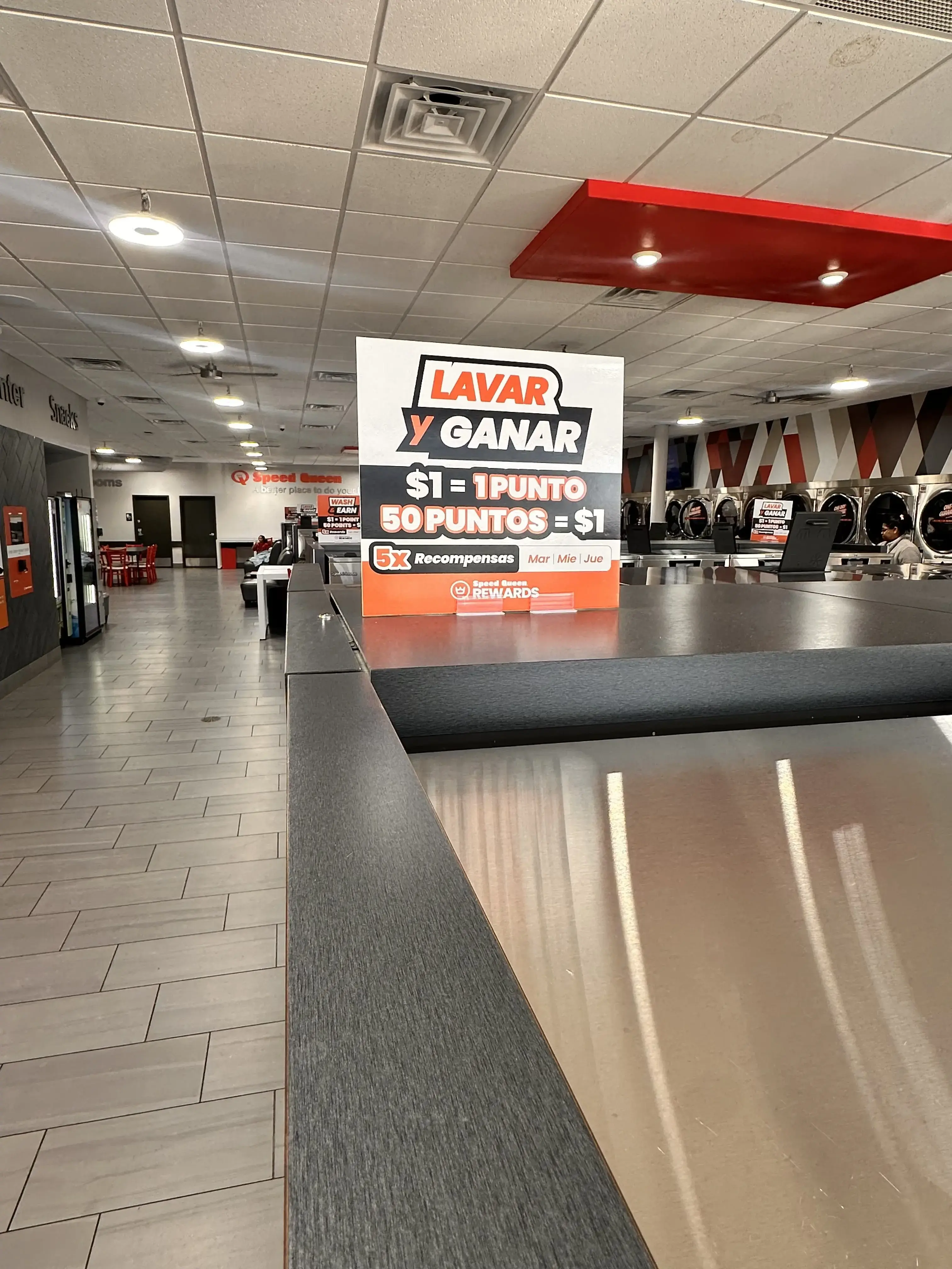 Speed Queen Laundry - Image 15