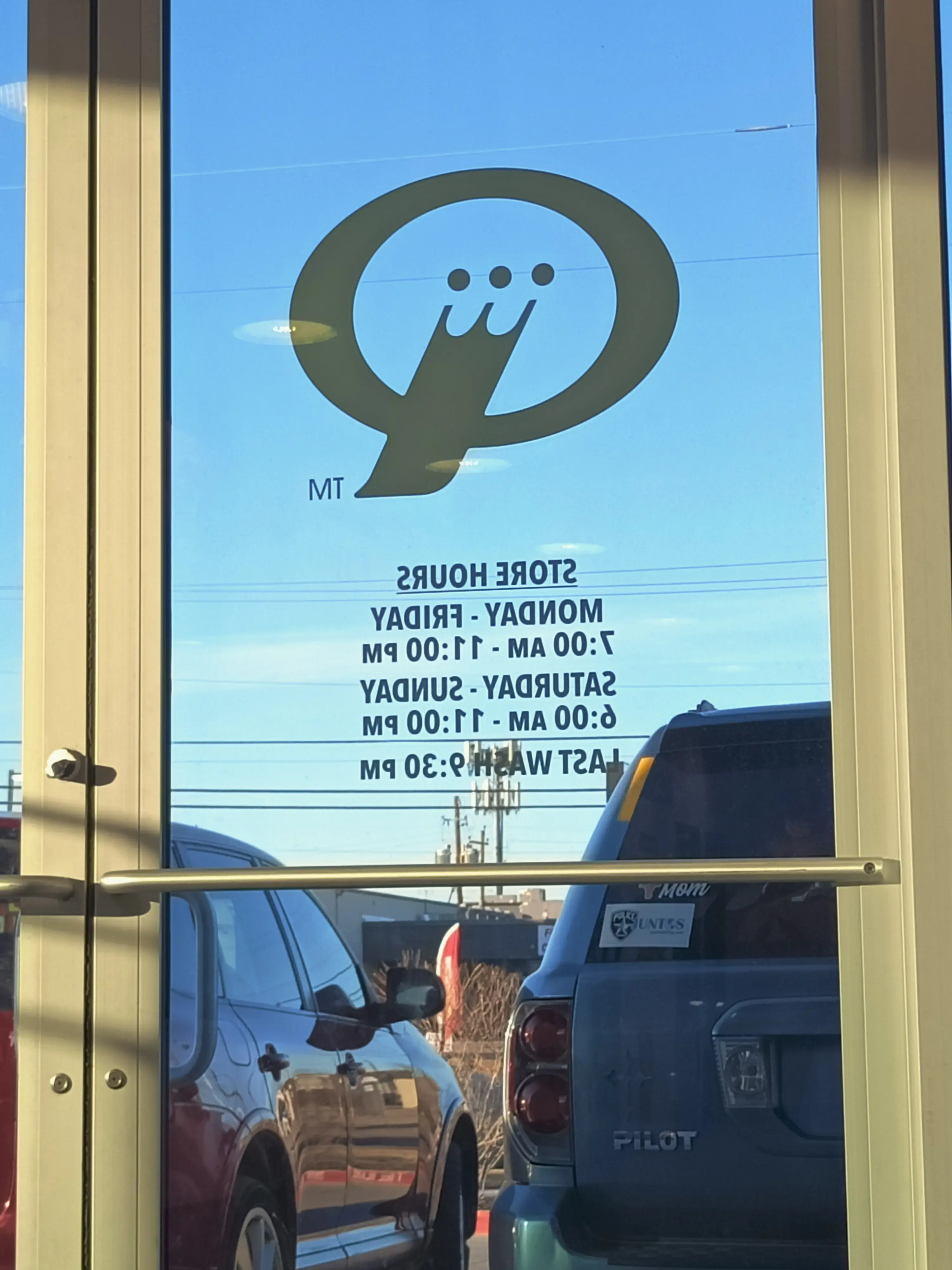 Speed Queen Laundry - Image 17