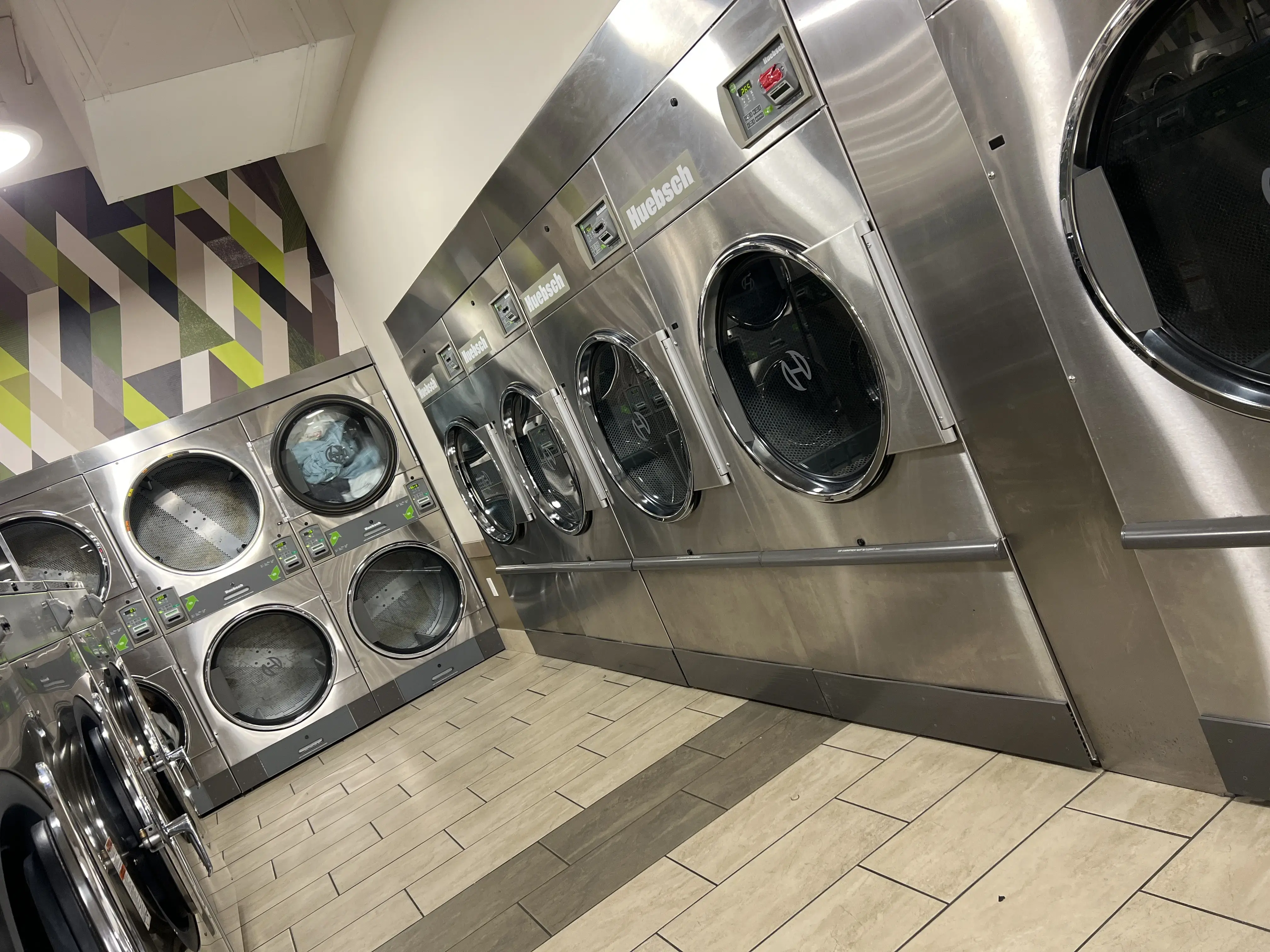 Speed Queen Laundry - Image 16
