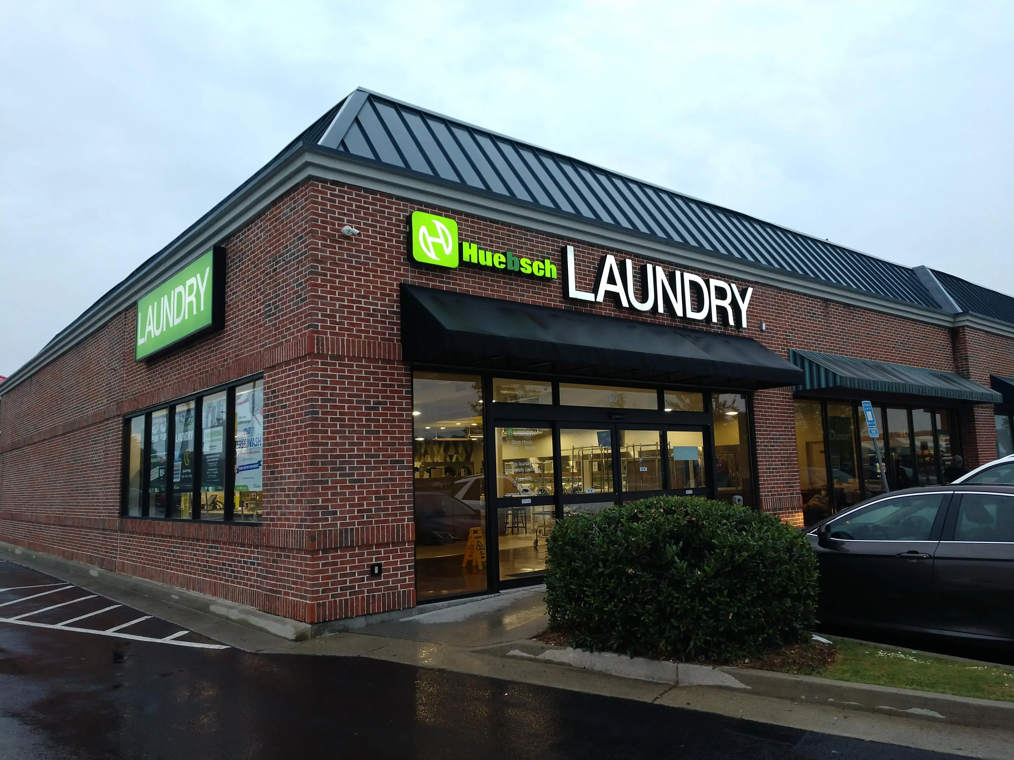 Speed Queen Laundry - Image 9