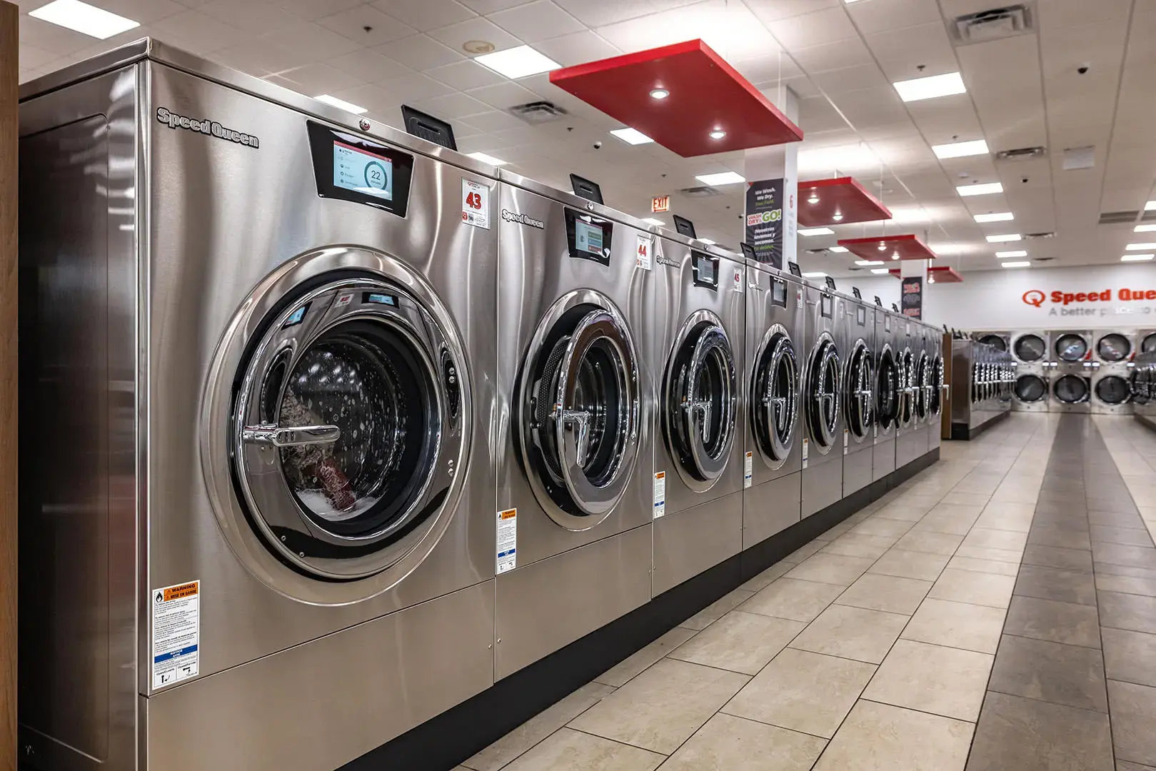 Speed Queen Laundry - Image 3