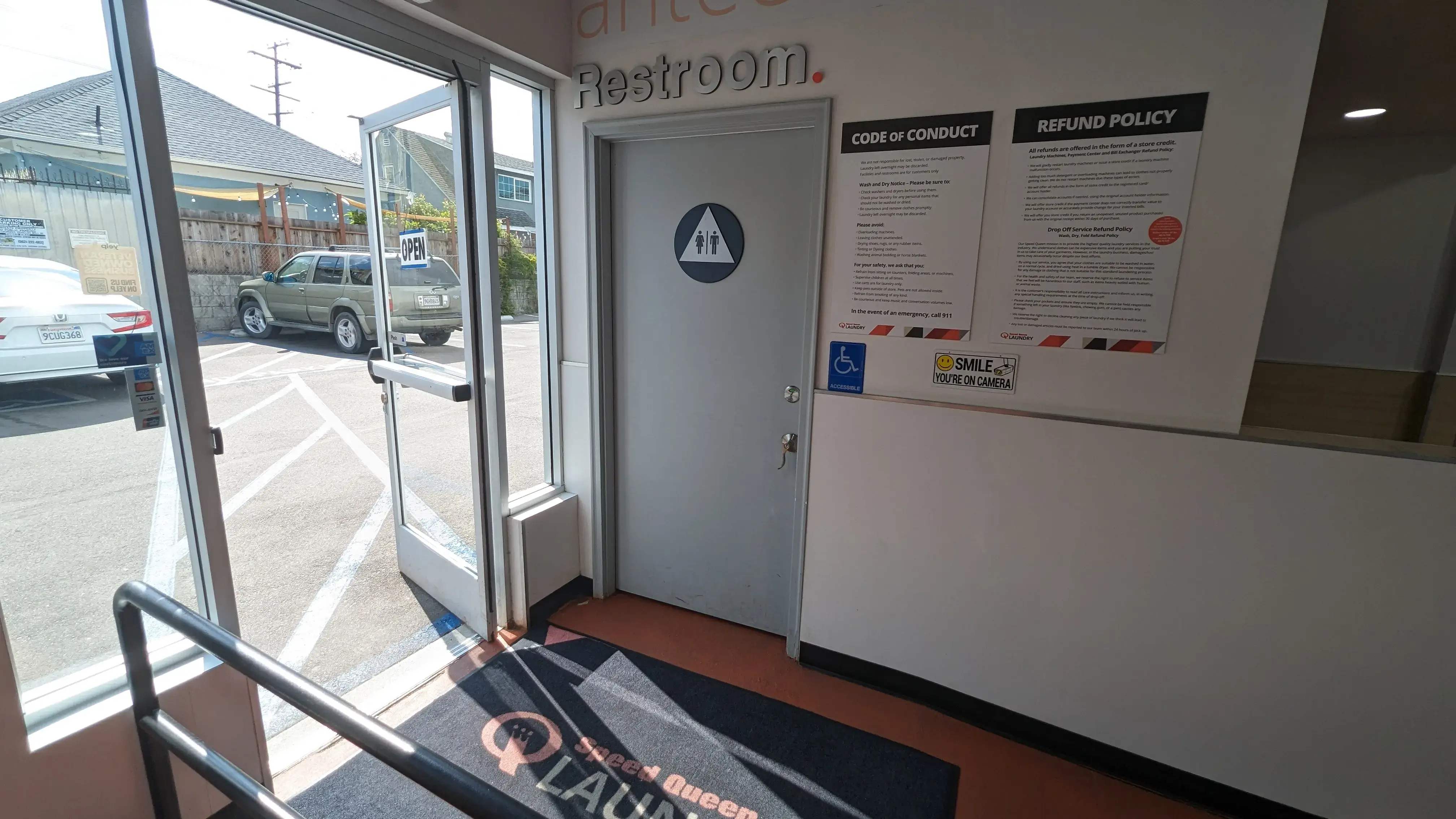 Speed Queen Laundry - Image 20