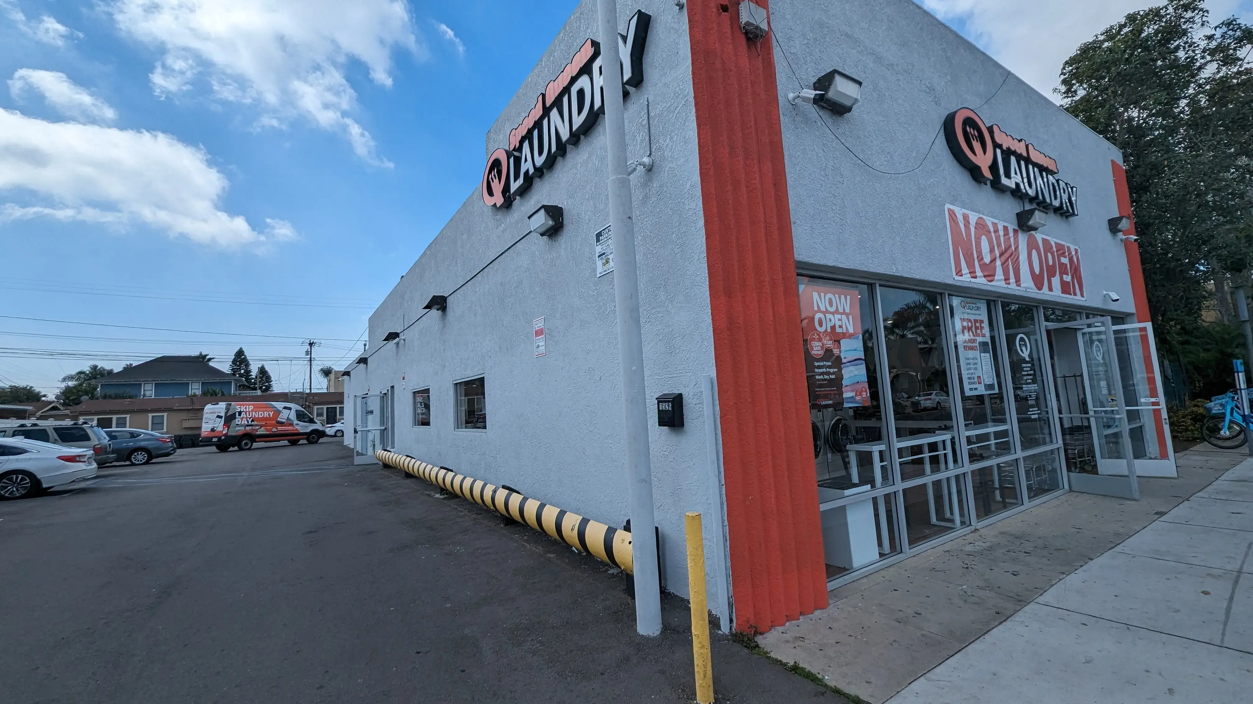 Speed Queen Laundry - Image 17