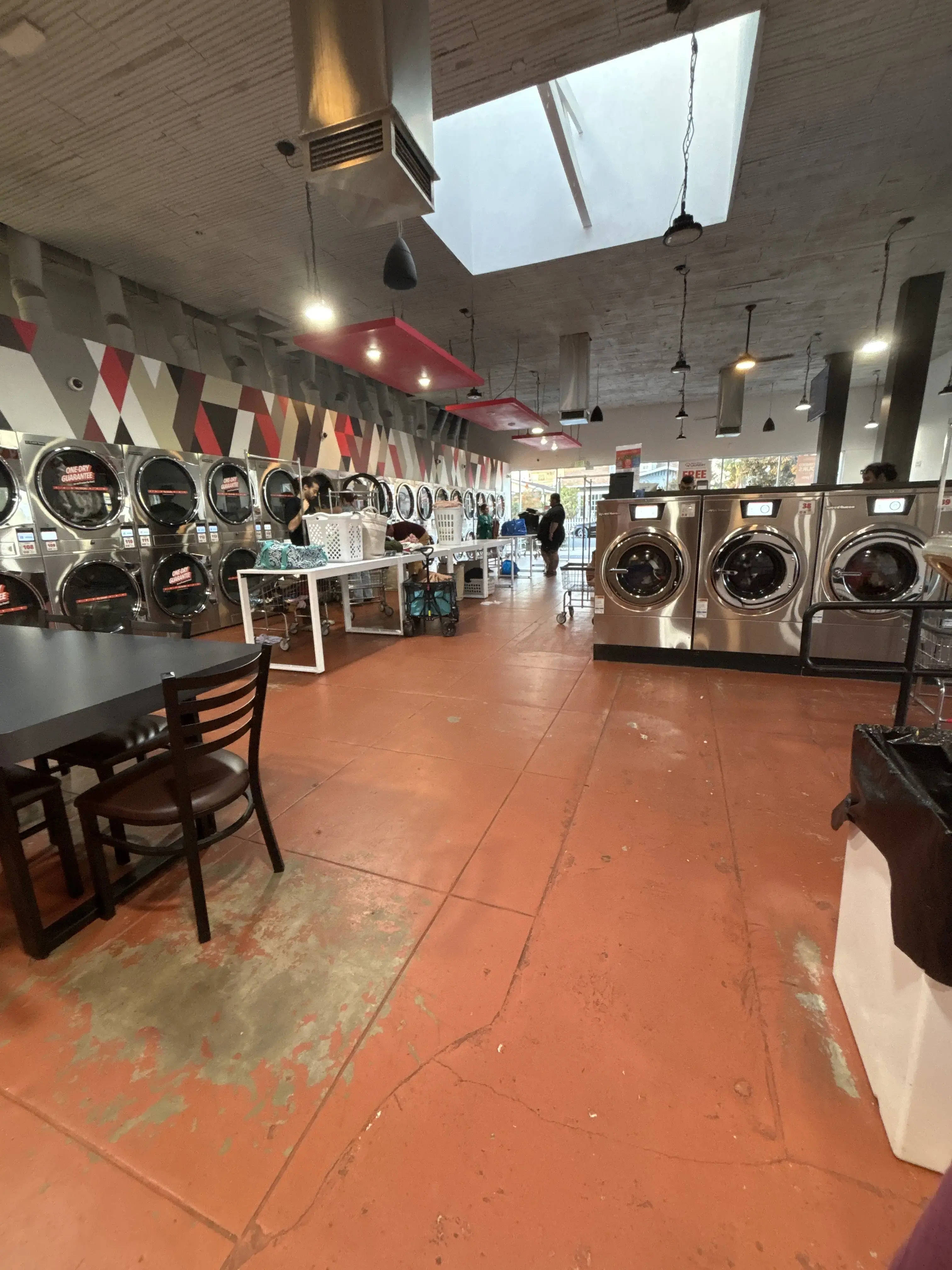 Speed Queen Laundry - Image 13