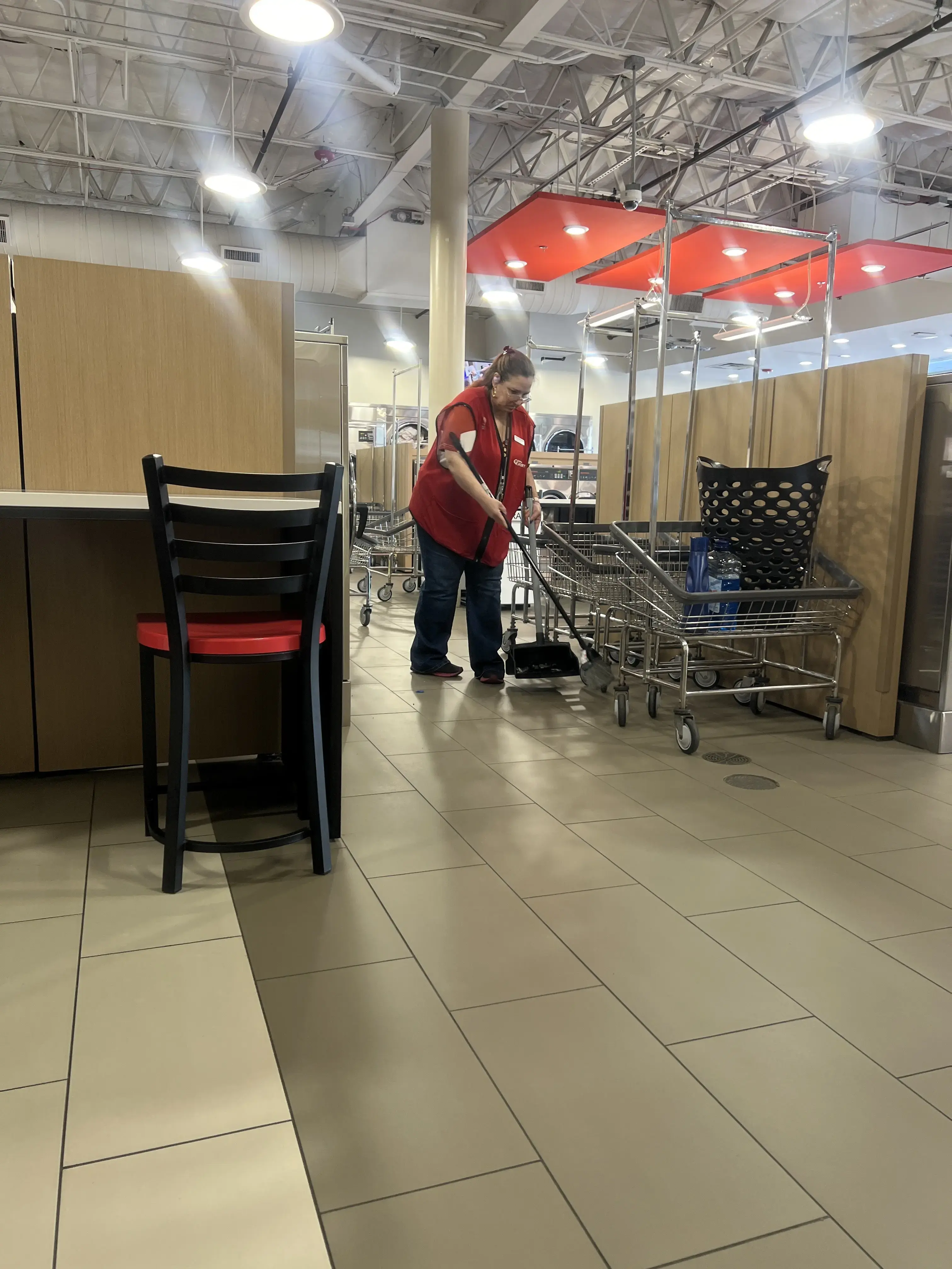 Speed Queen Laundry - Image 15