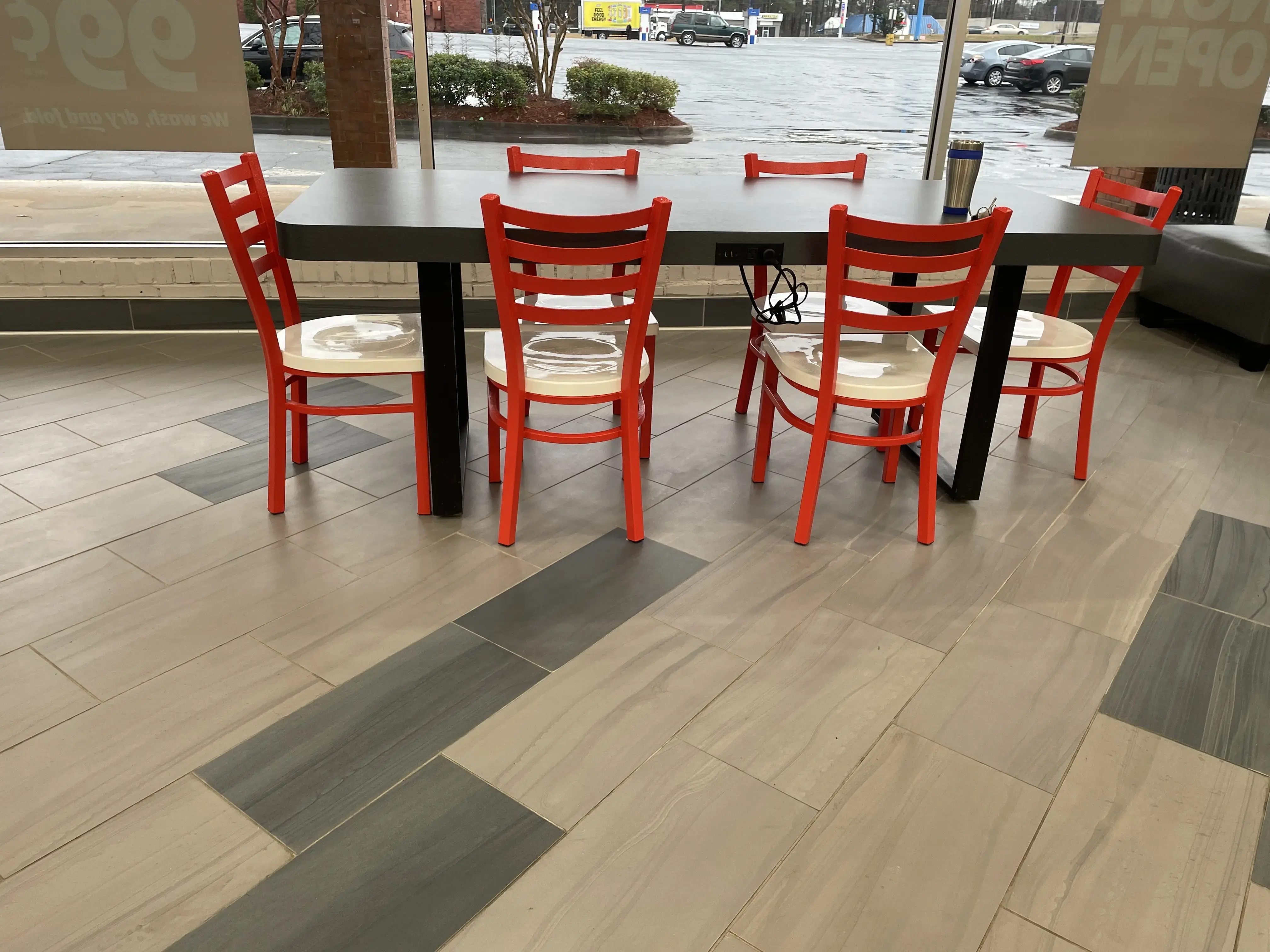 Speed Queen Laundry - Image 8