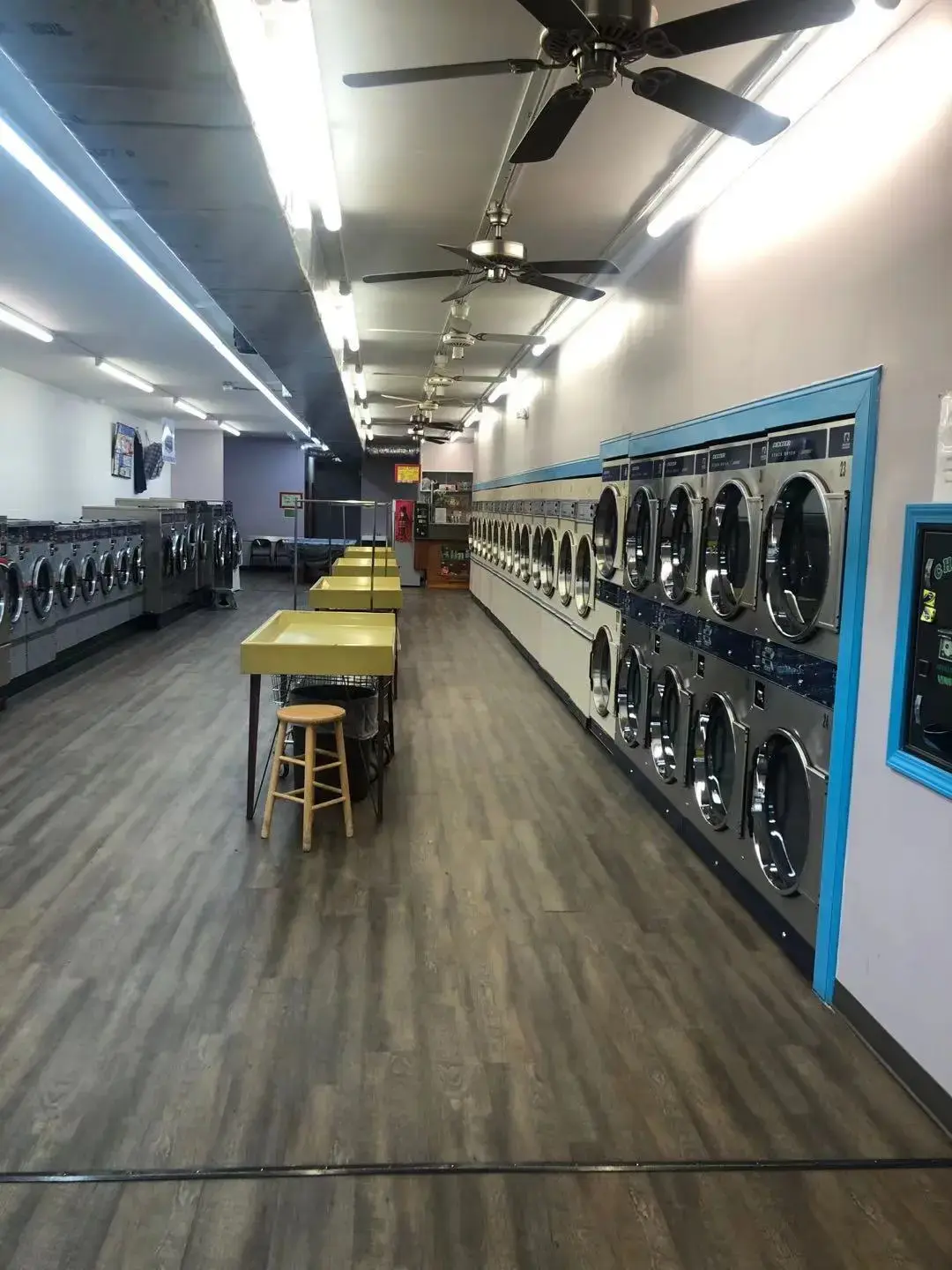 Speed Queen Wash & Dry (Coin Laundry) thumbnail 19