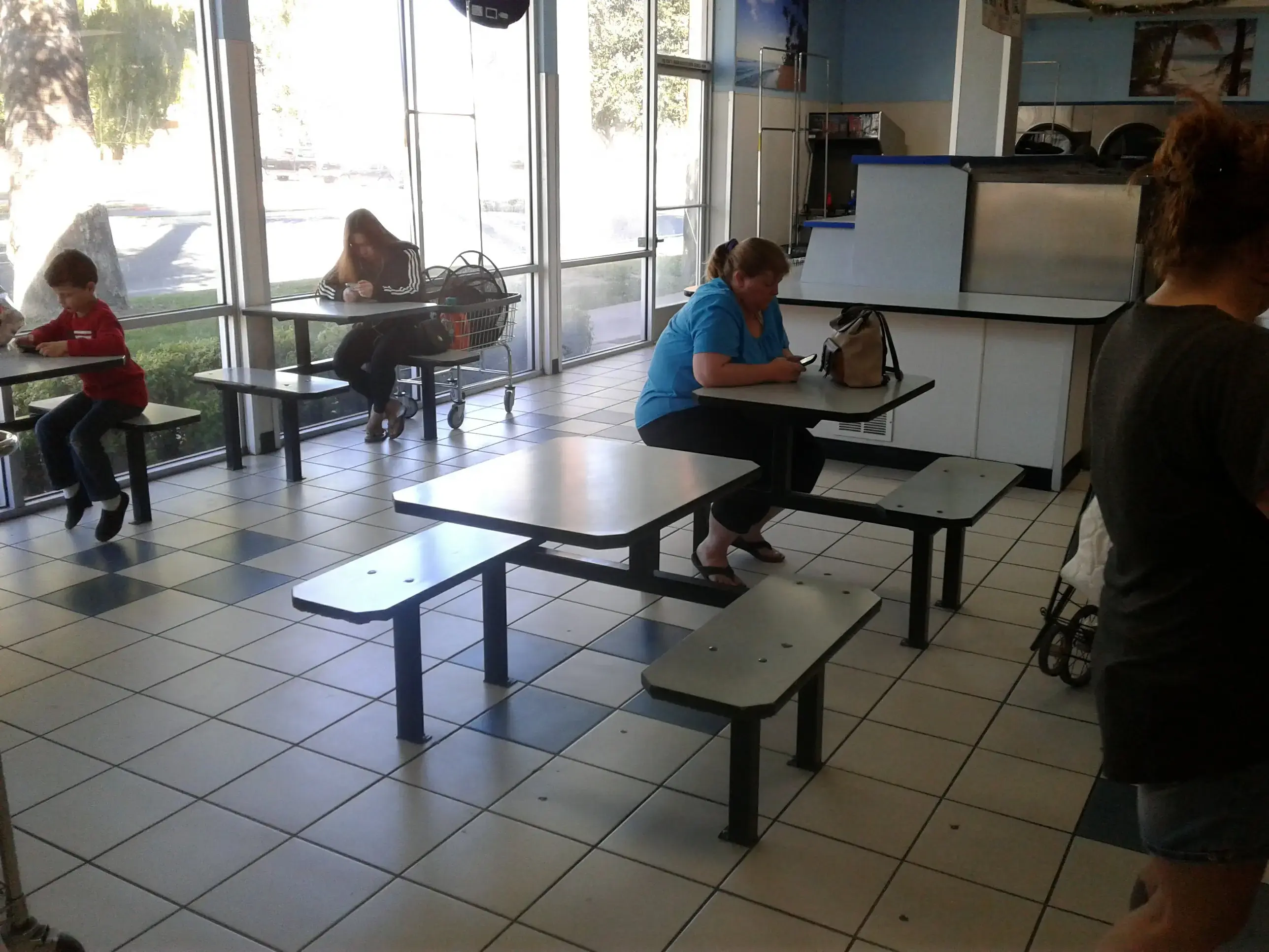 Speed Wash Laundry - Image 16