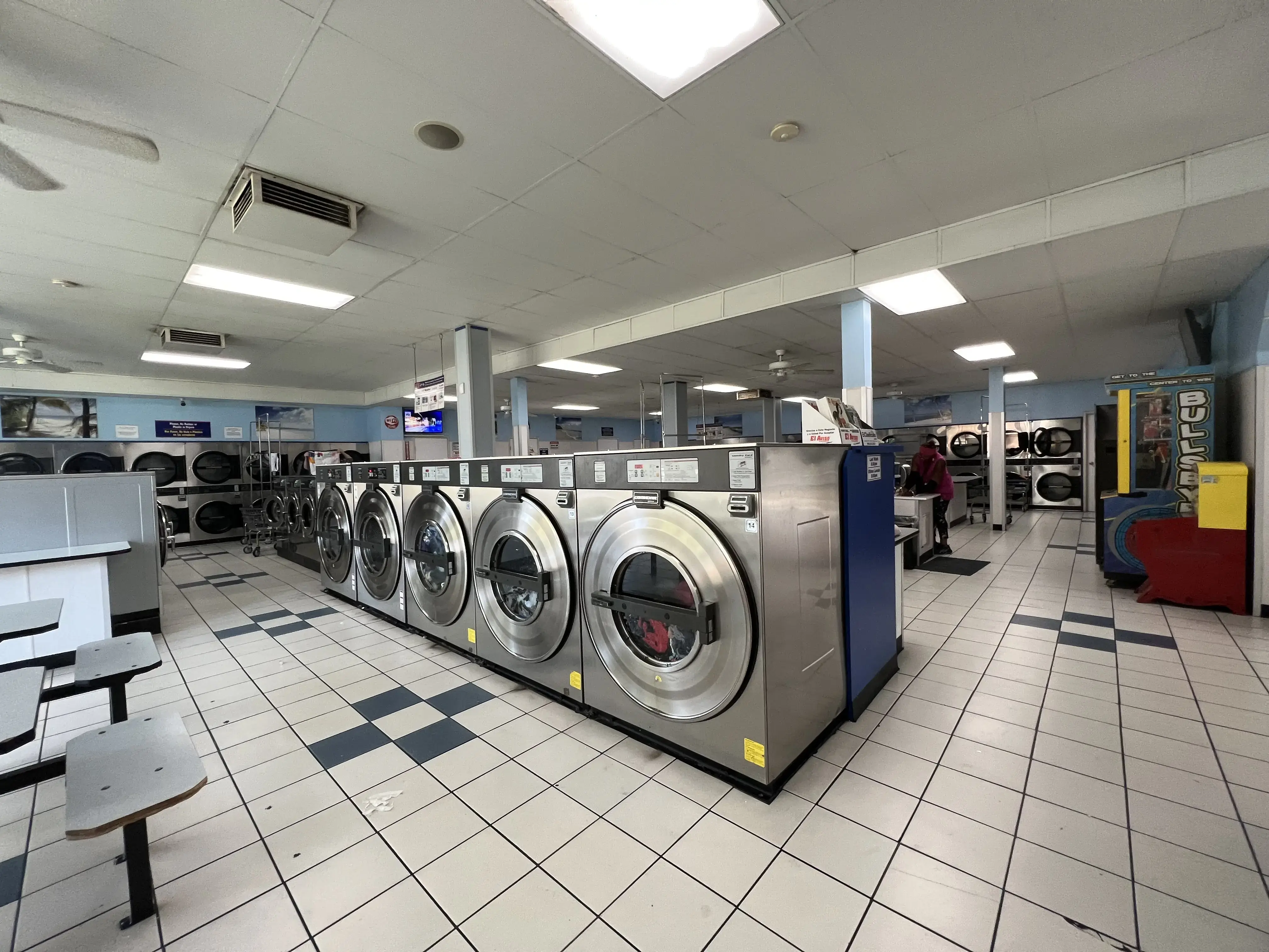 Speed Wash Laundry - Image 3