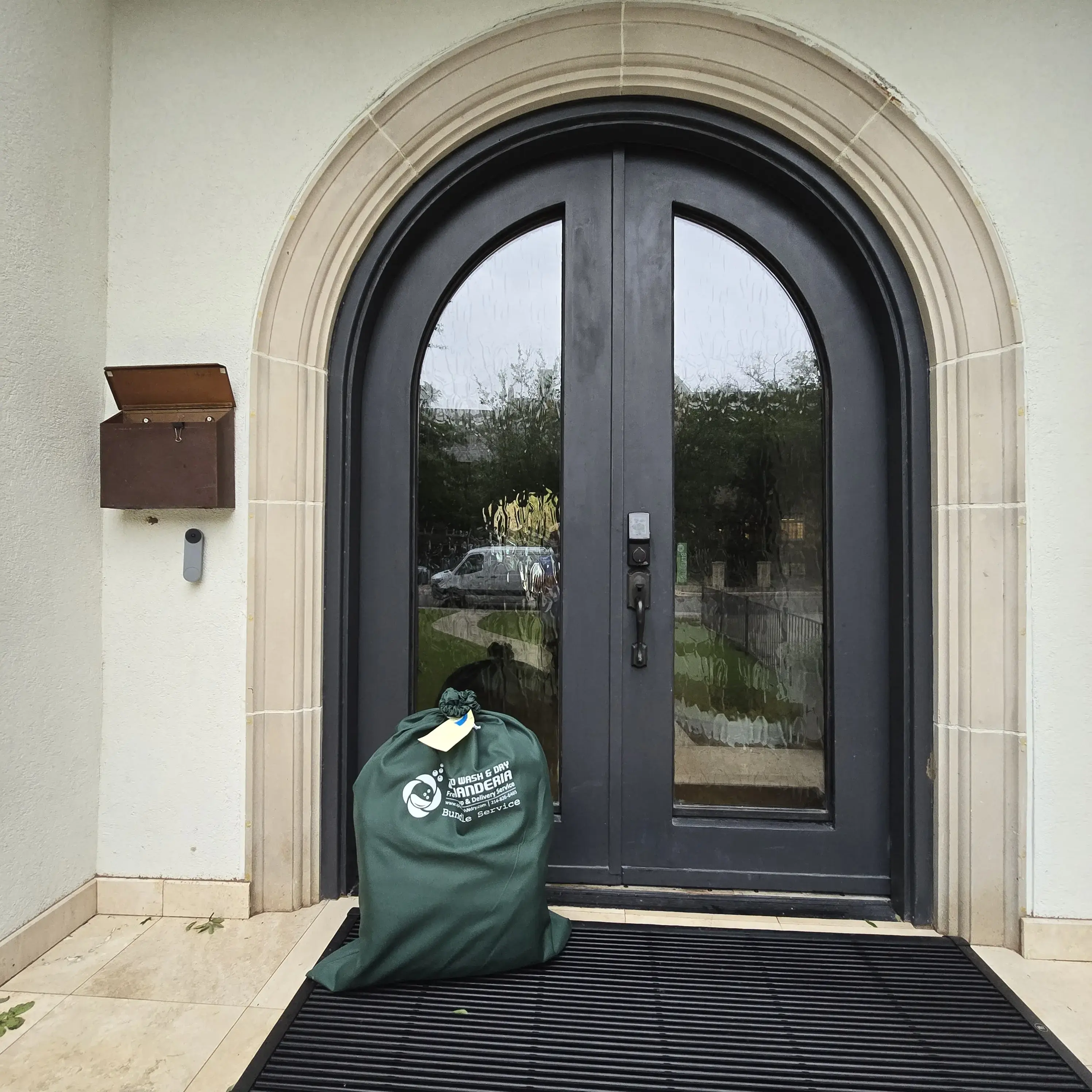 Speed Wash&Fold/Dry Cleaner, Drop Off 1.25/lb, Pickup/Delivery 1.55/lb, Same Day Wash&Fold thumbnail 11