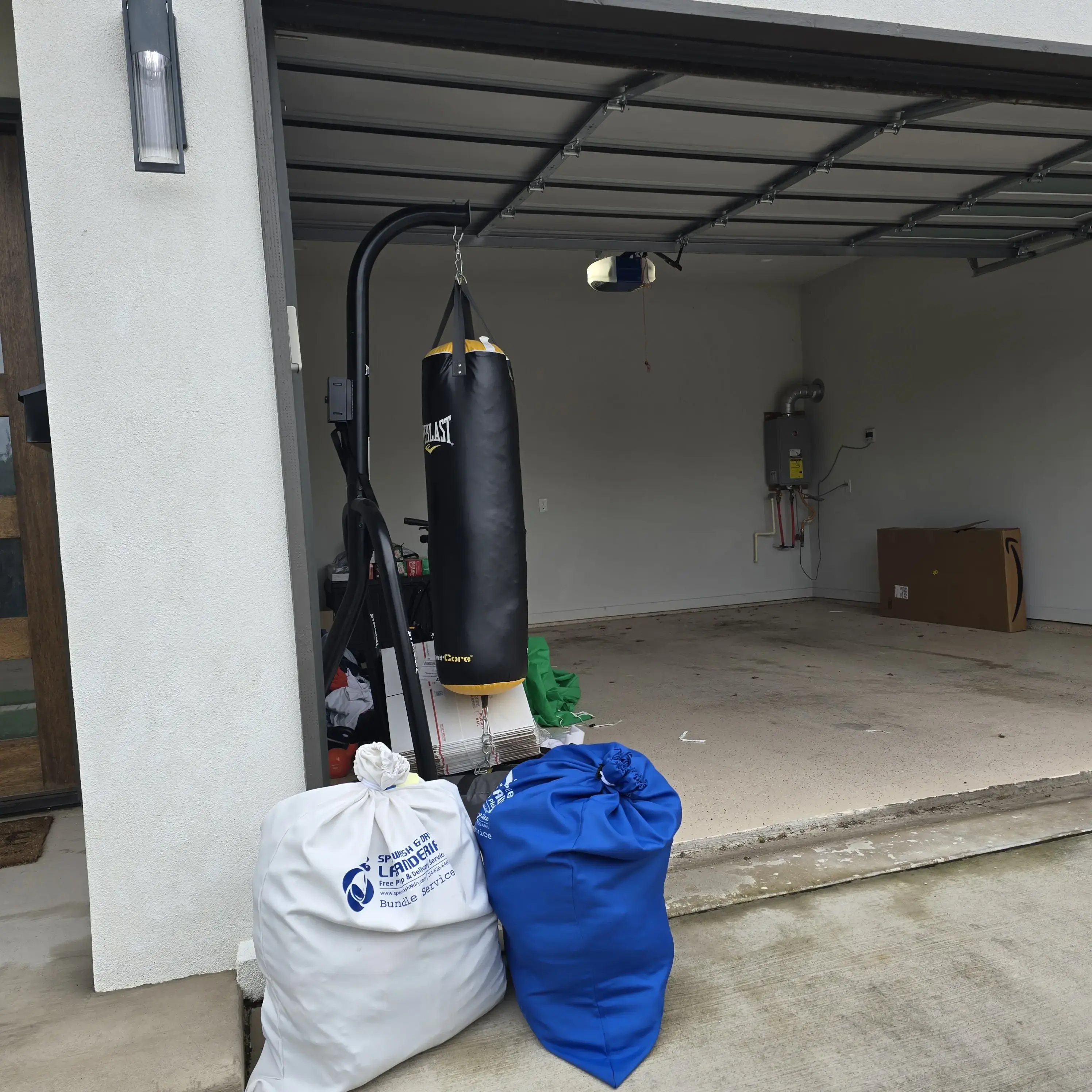 Speed Wash&Fold/Dry Cleaner, Drop Off 1.25/lb, Pickup/Delivery 1.55/lb, Same Day Wash&Fold thumbnail 17