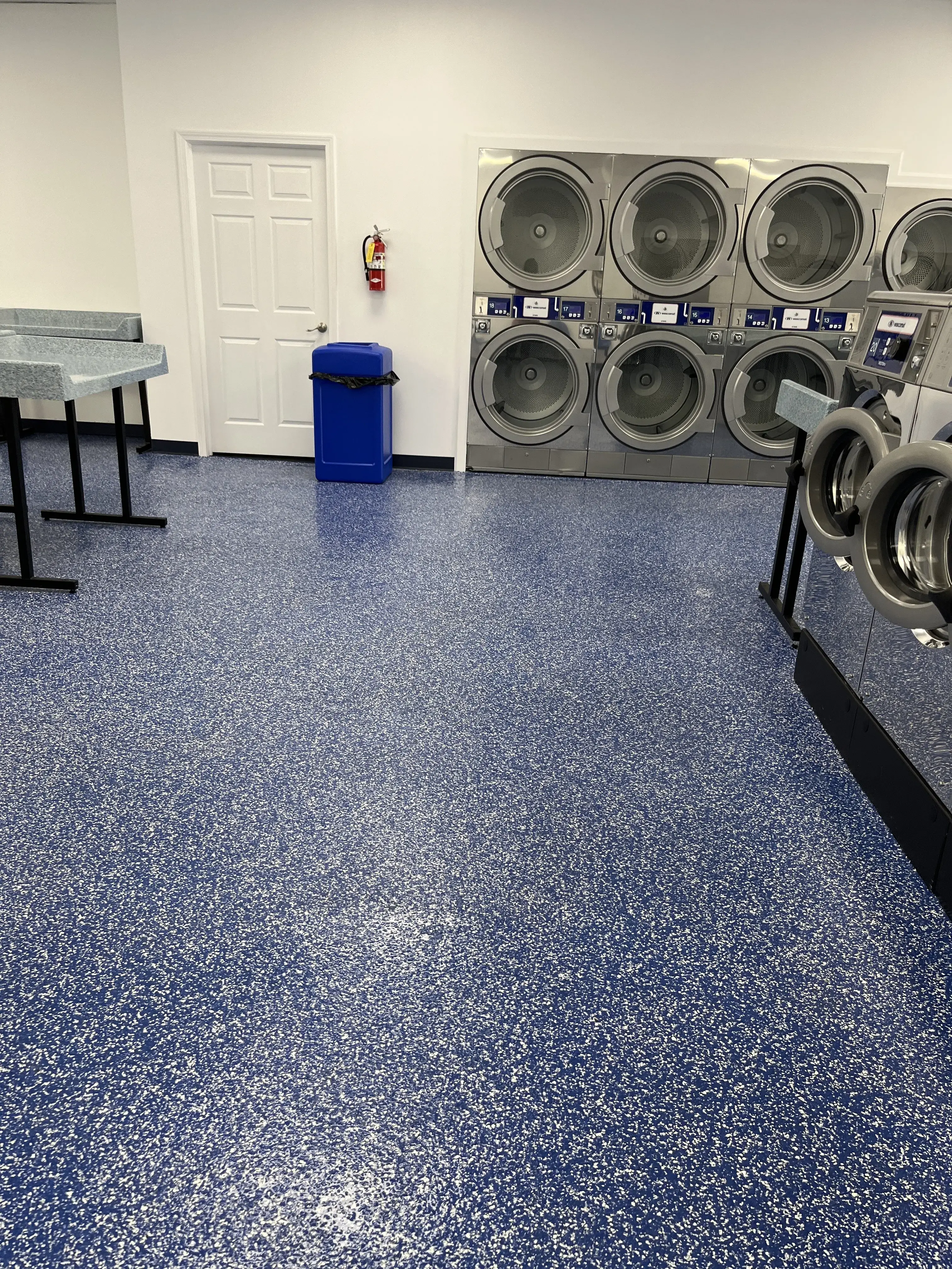 SpeedClean Coin Laundry thumbnail 17
