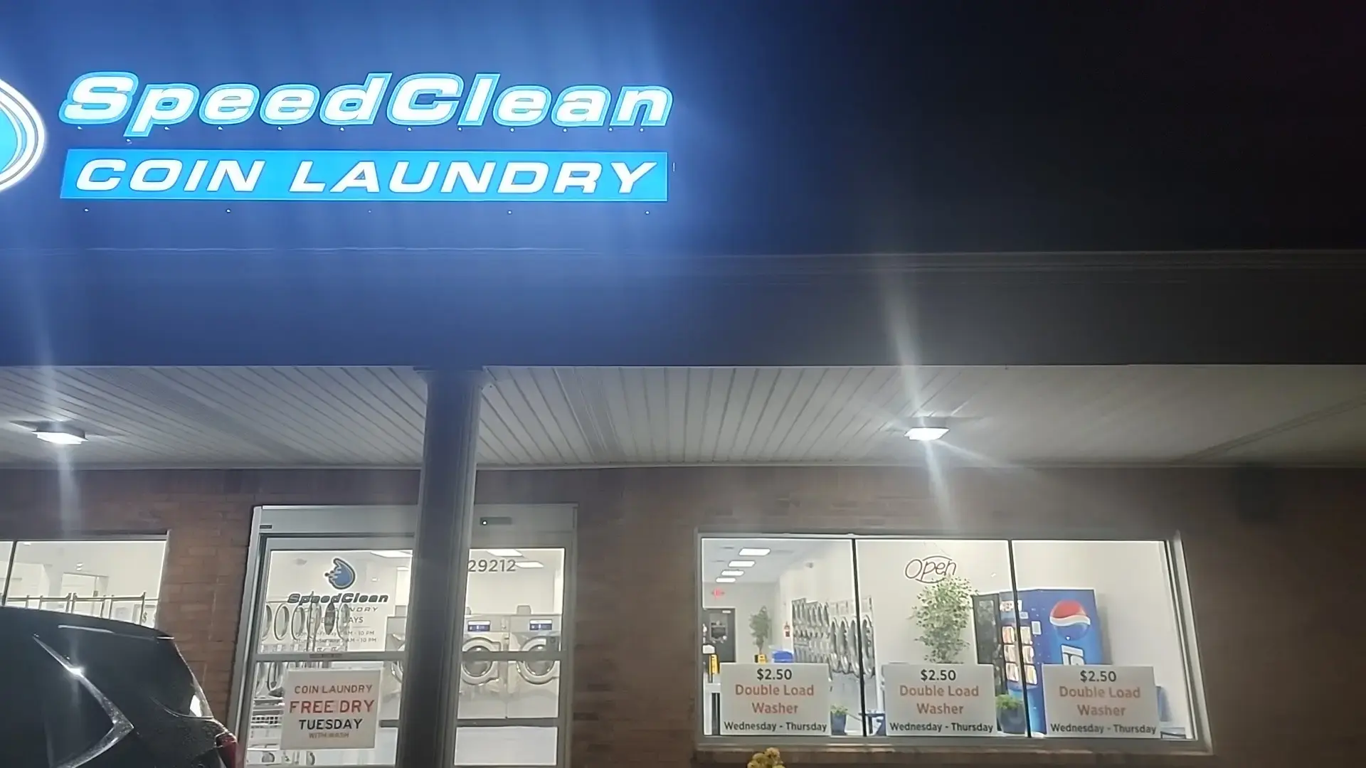 SpeedClean Coin Laundry - Image 3