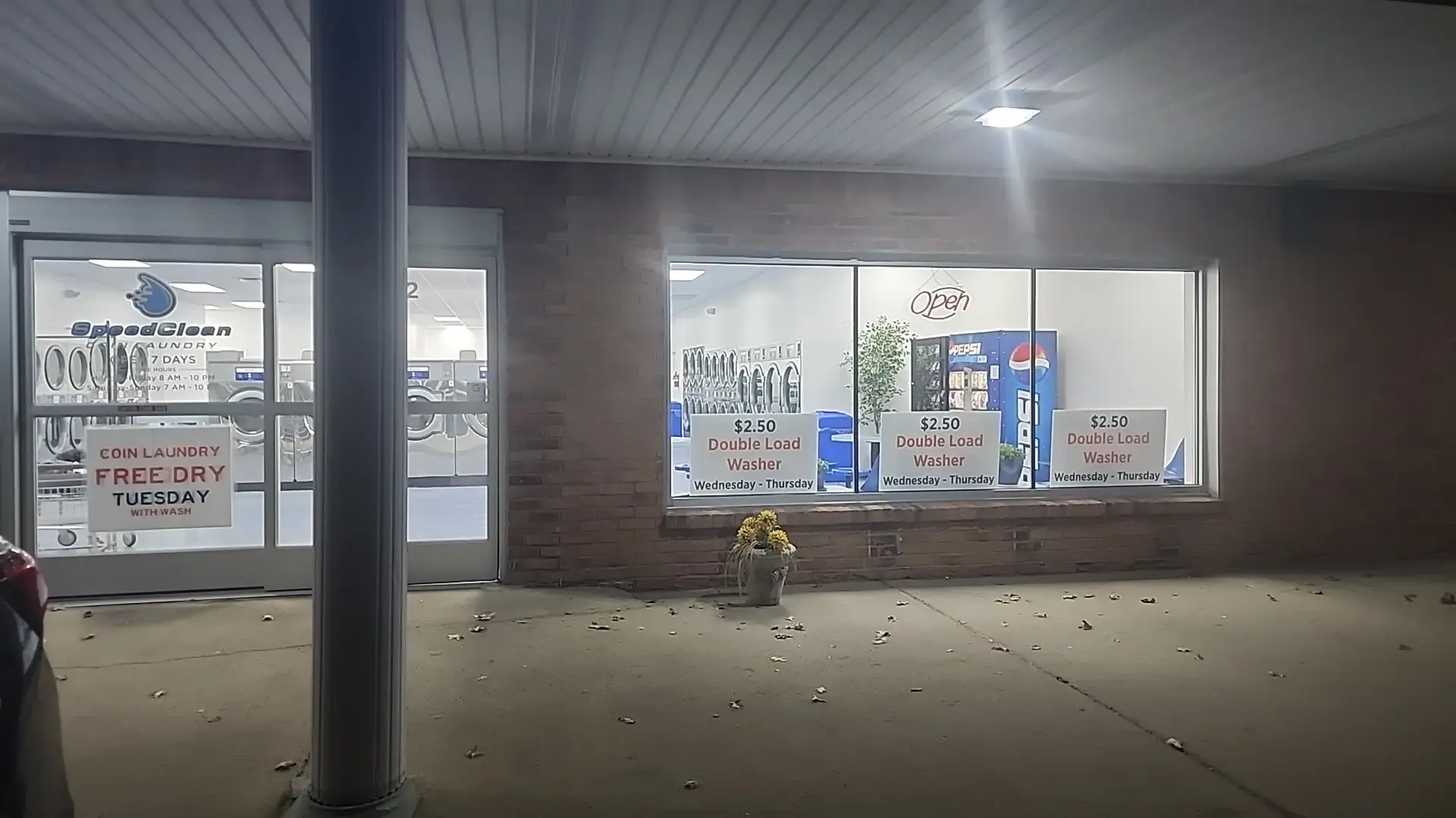 SpeedClean Coin Laundry thumbnail 4