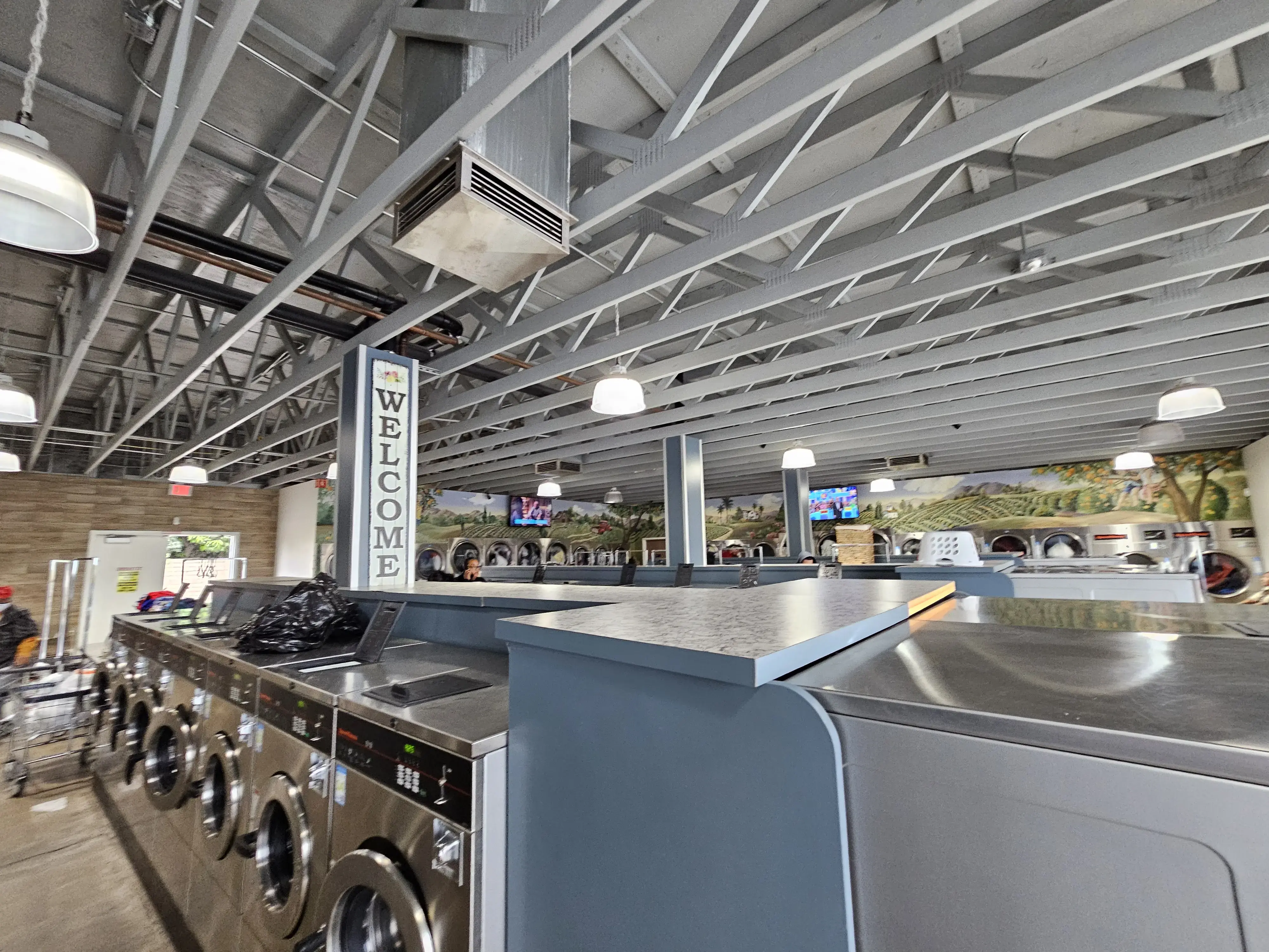Speedwash Laundromat and Water Store - Image 5