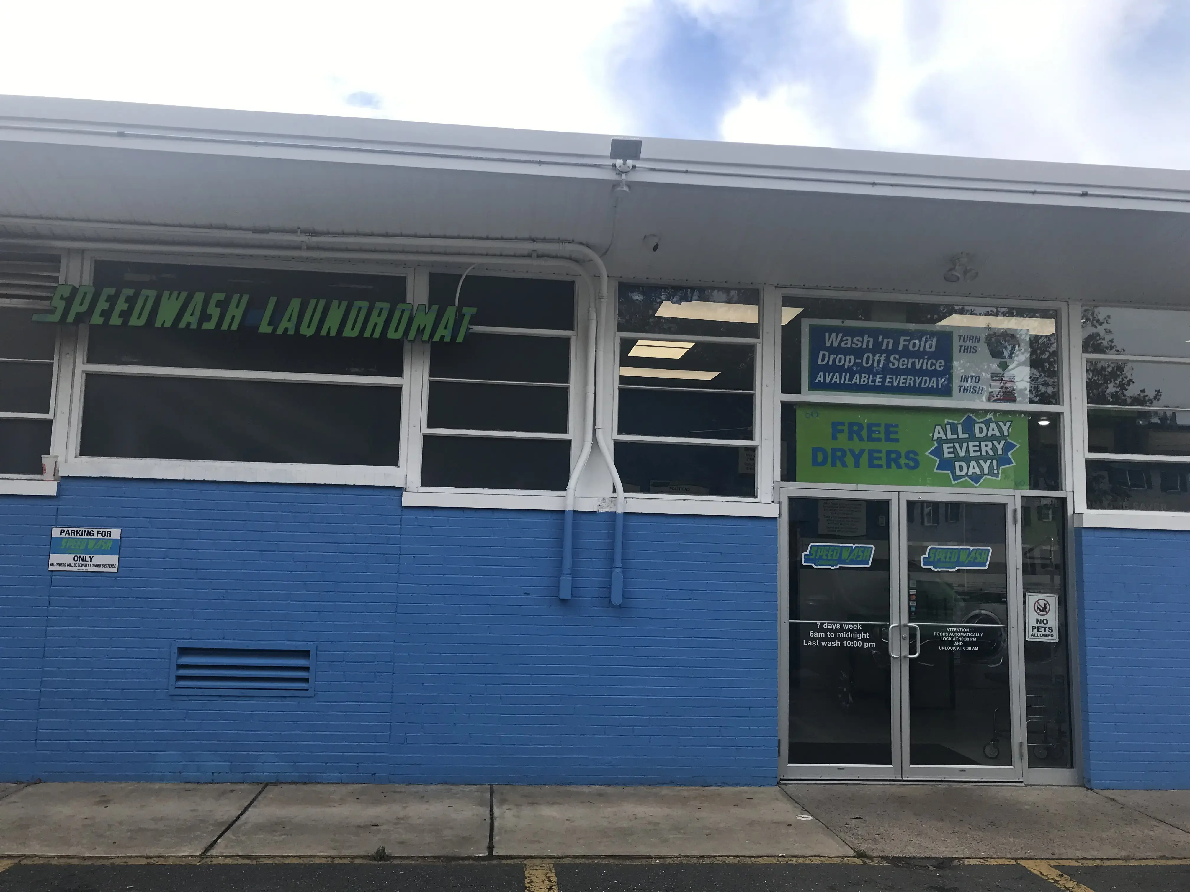 Speedwash Laundromat of Westwood thumbnail 7