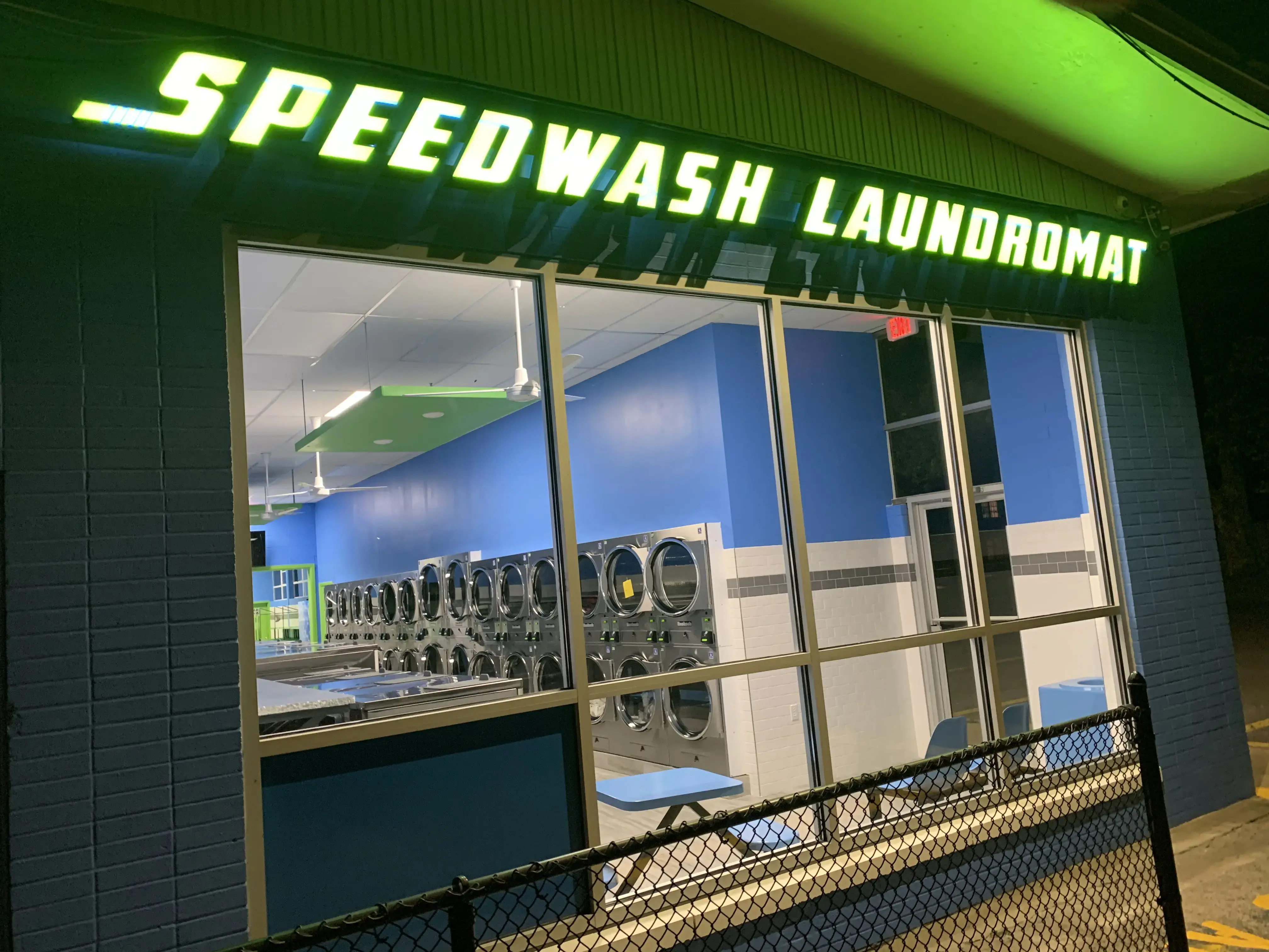 Speedwash Laundromat of Westwood - Image 19