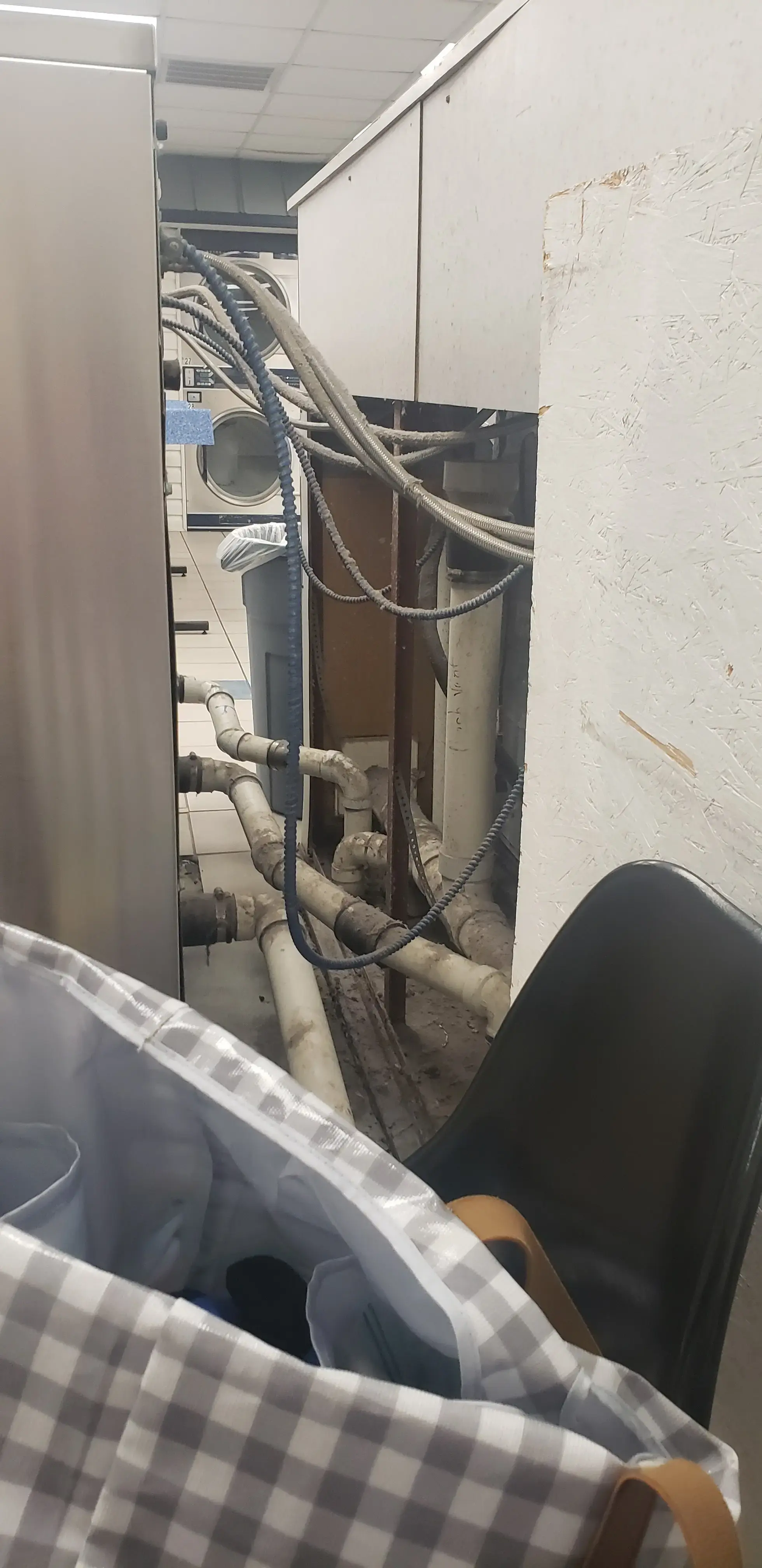 Speedwash Laundromats - Image 6