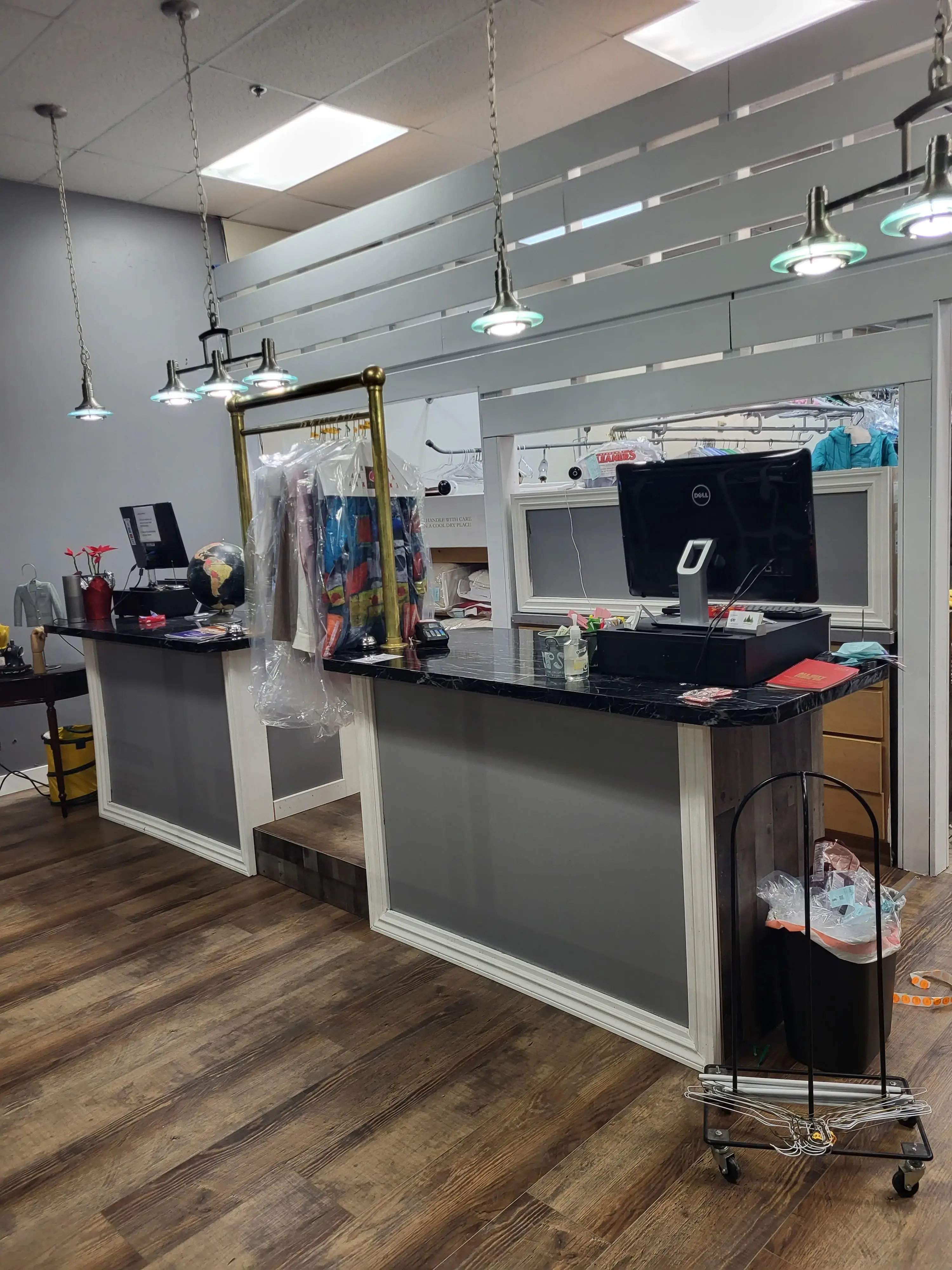 Speedway Cleaners - Image 4