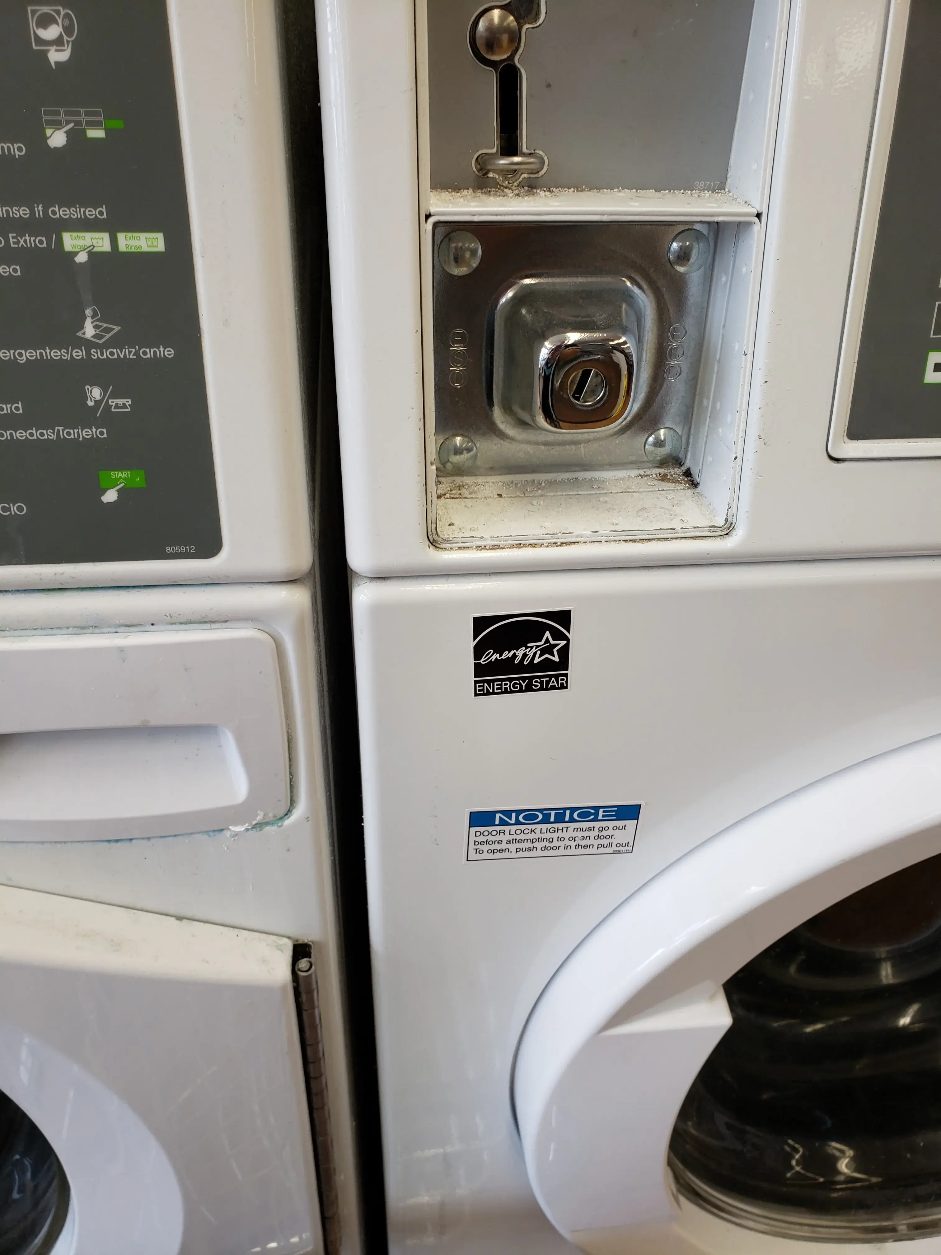 Speedway Laundromat - Image 10