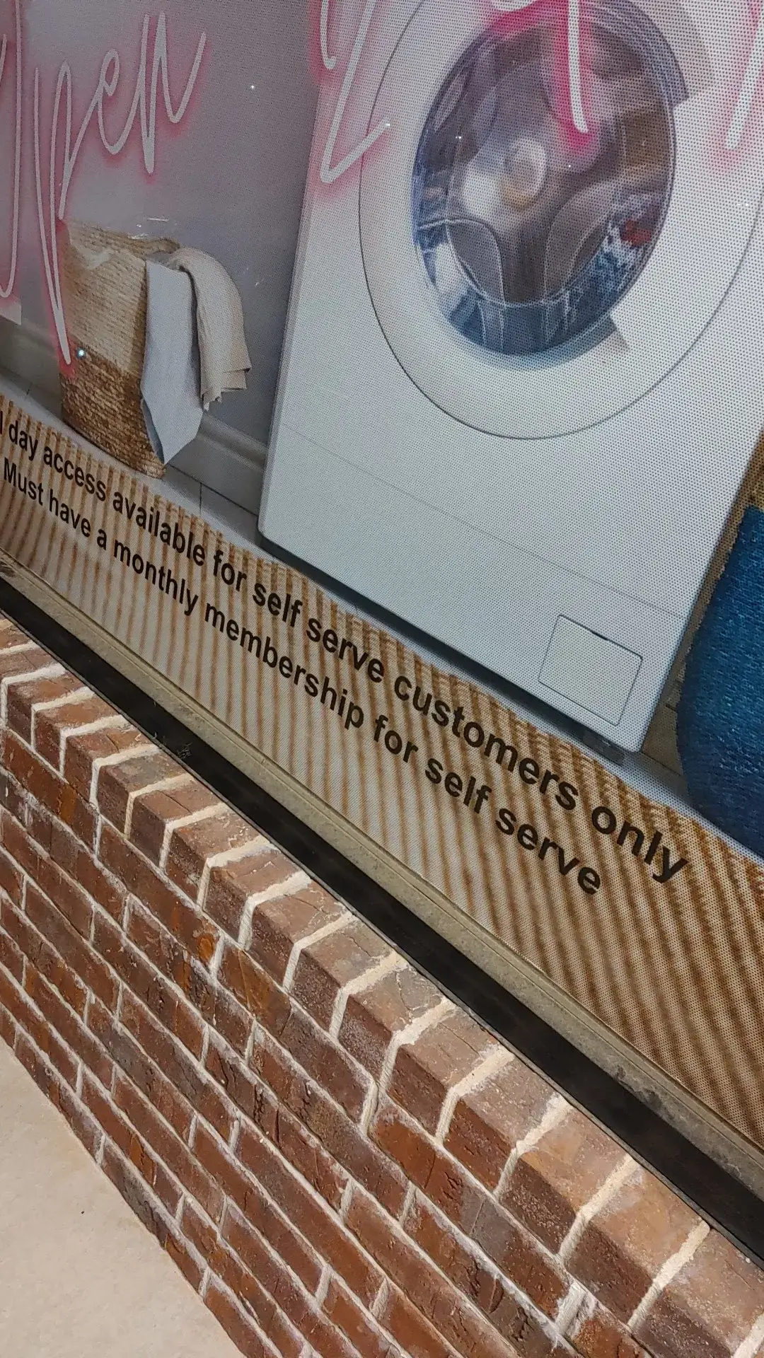 Speedy Axe Valet Laundry thumbnail 3