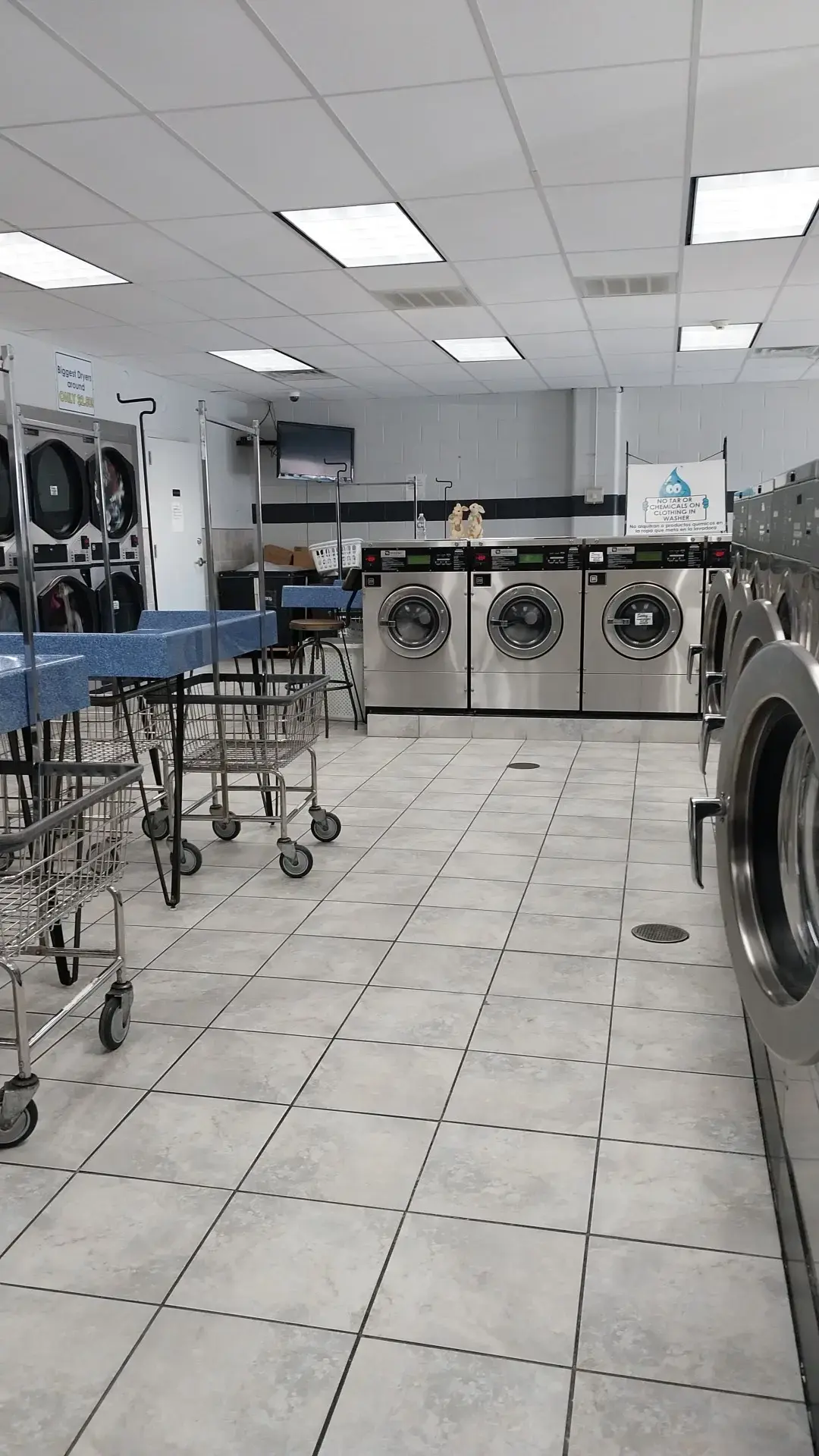 Speedy Clean Laundromat thumbnail 5
