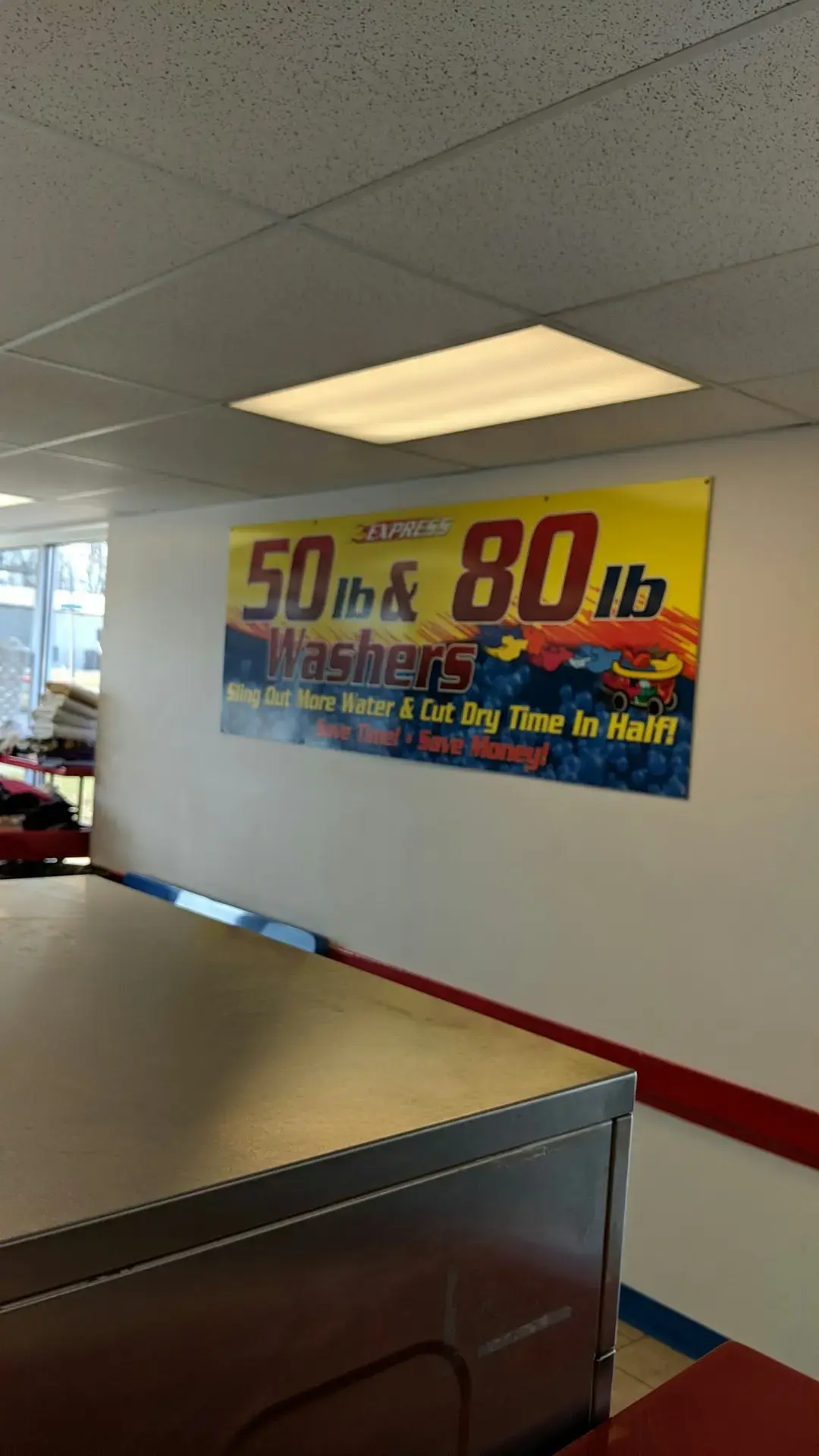 Speedy Clean Laundromat Lorain thumbnail 12