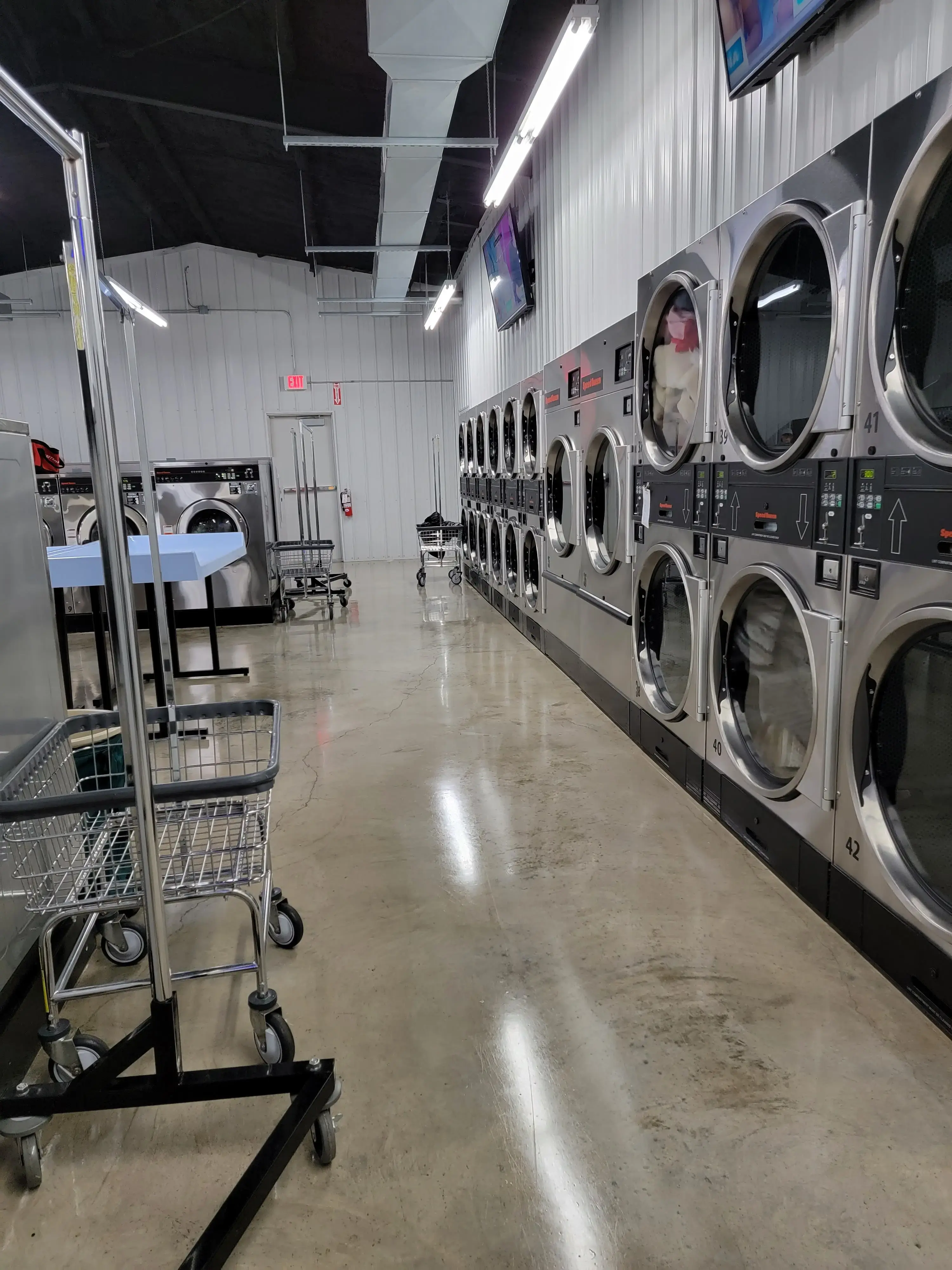 Speedy Clean Laundry - Image 17