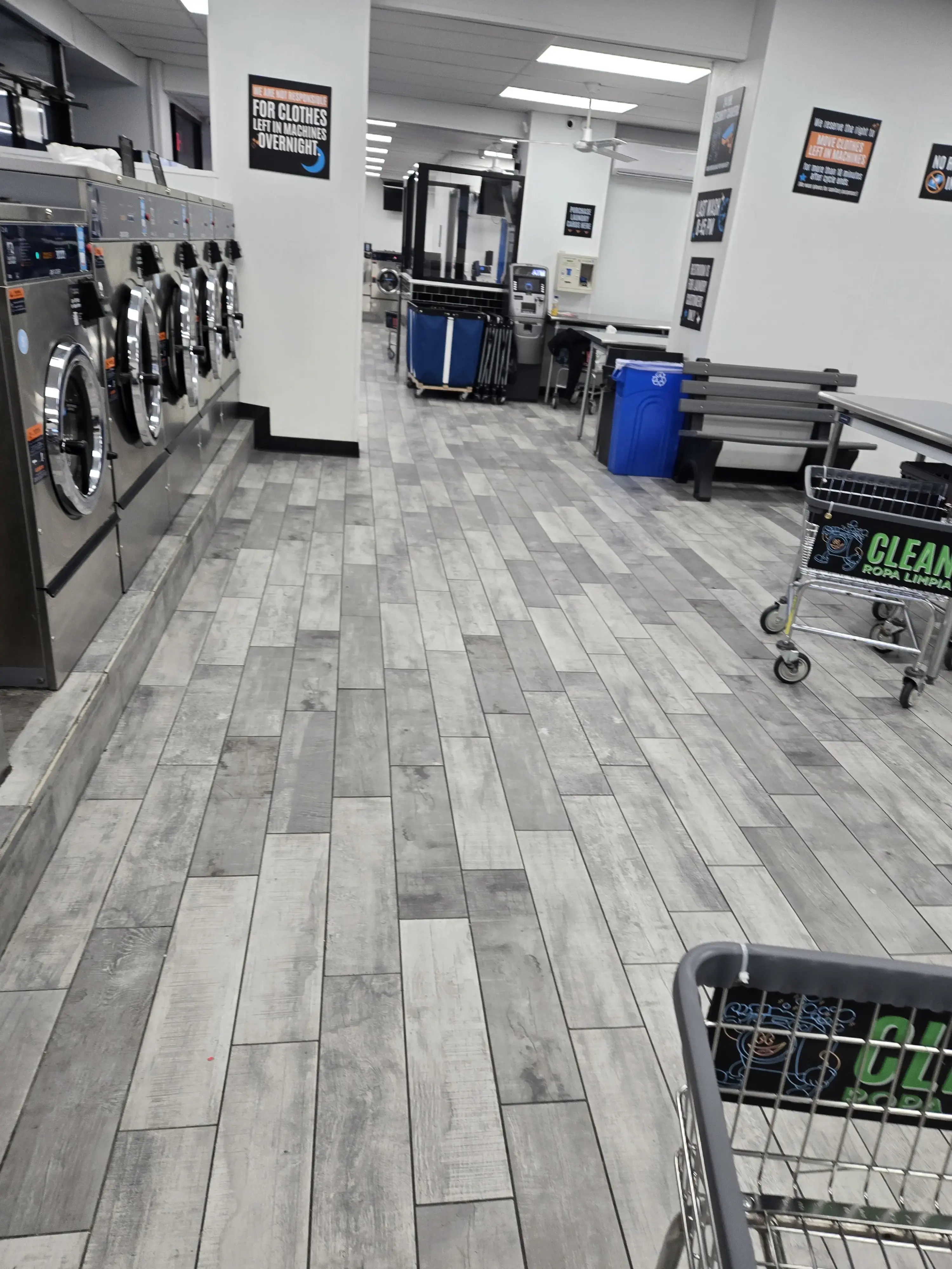 Speedy Fresh Laundromat thumbnail 6