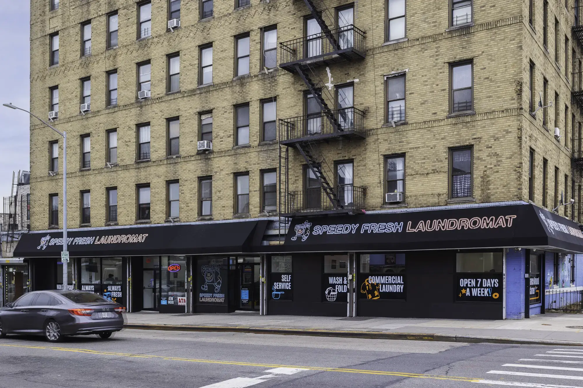 Speedy Fresh Laundromat - Image 3