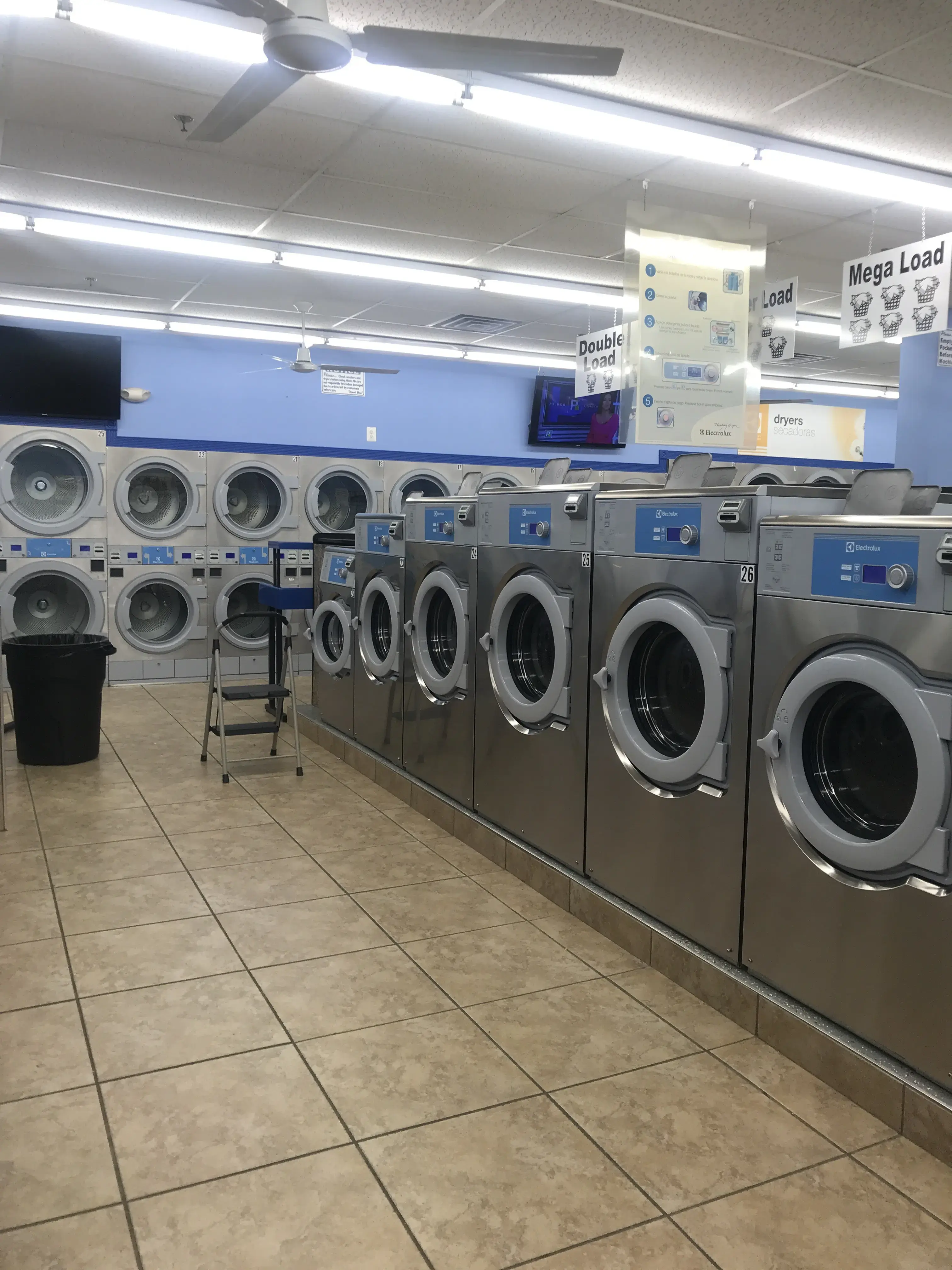 Speedy Laundromat - Image 19