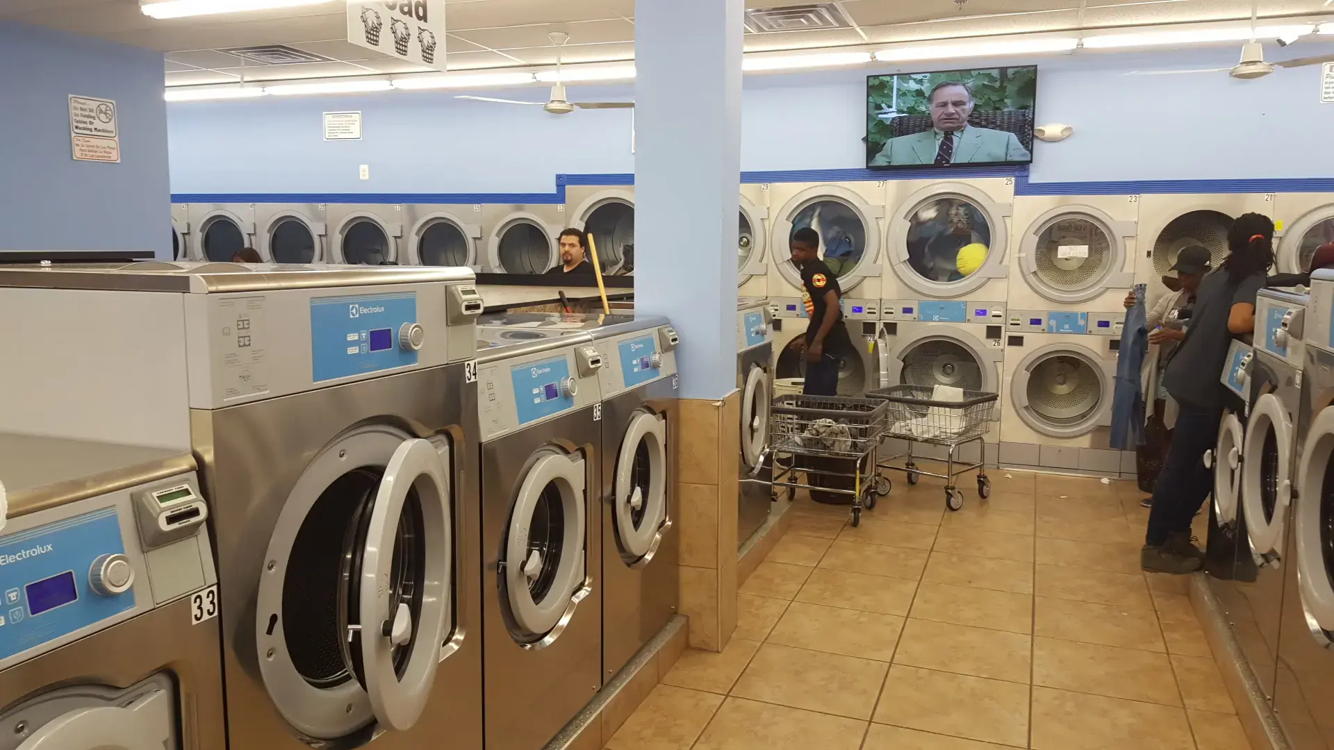 Speedy Laundromat thumbnail 18