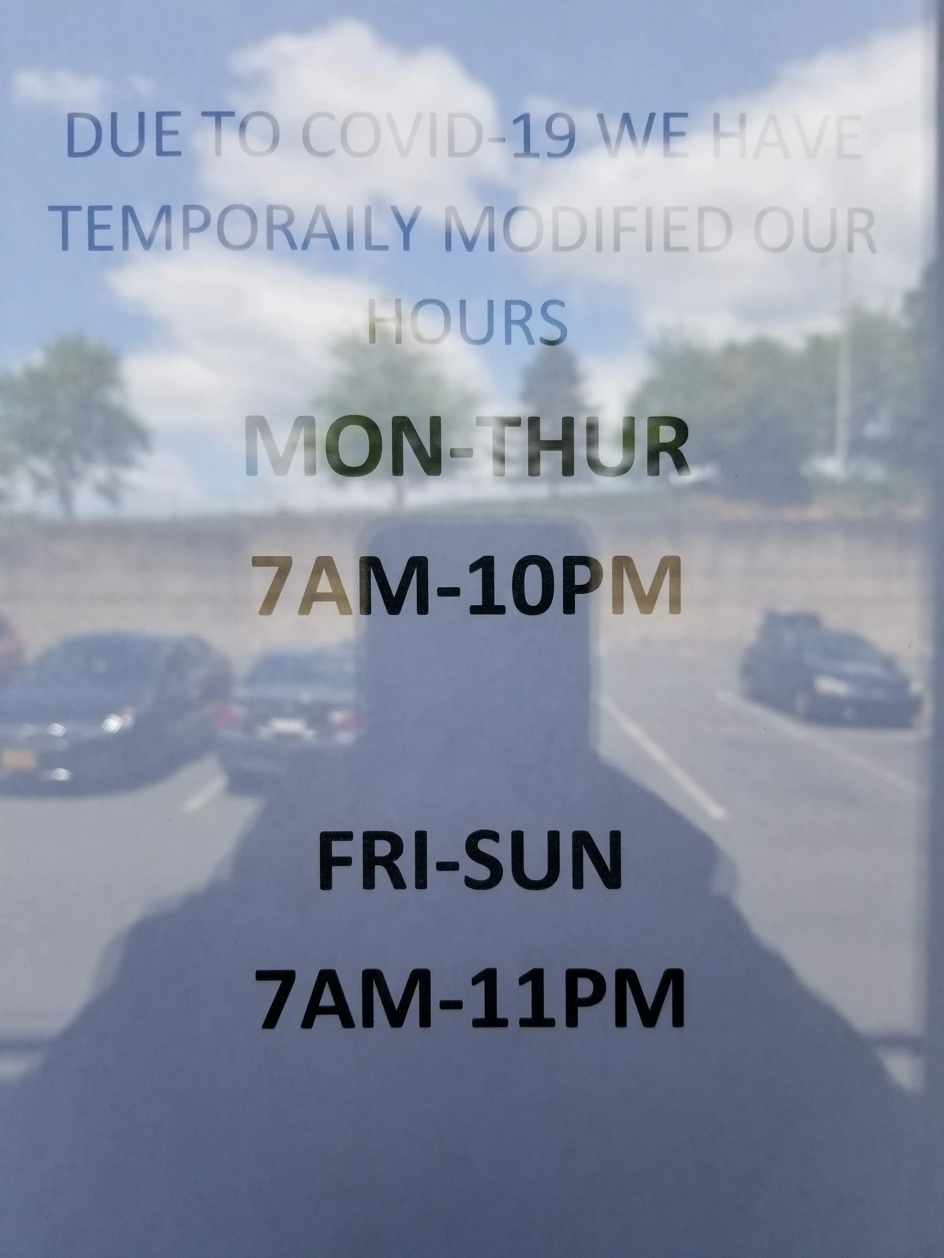 Speedy Laundromat - Image 11